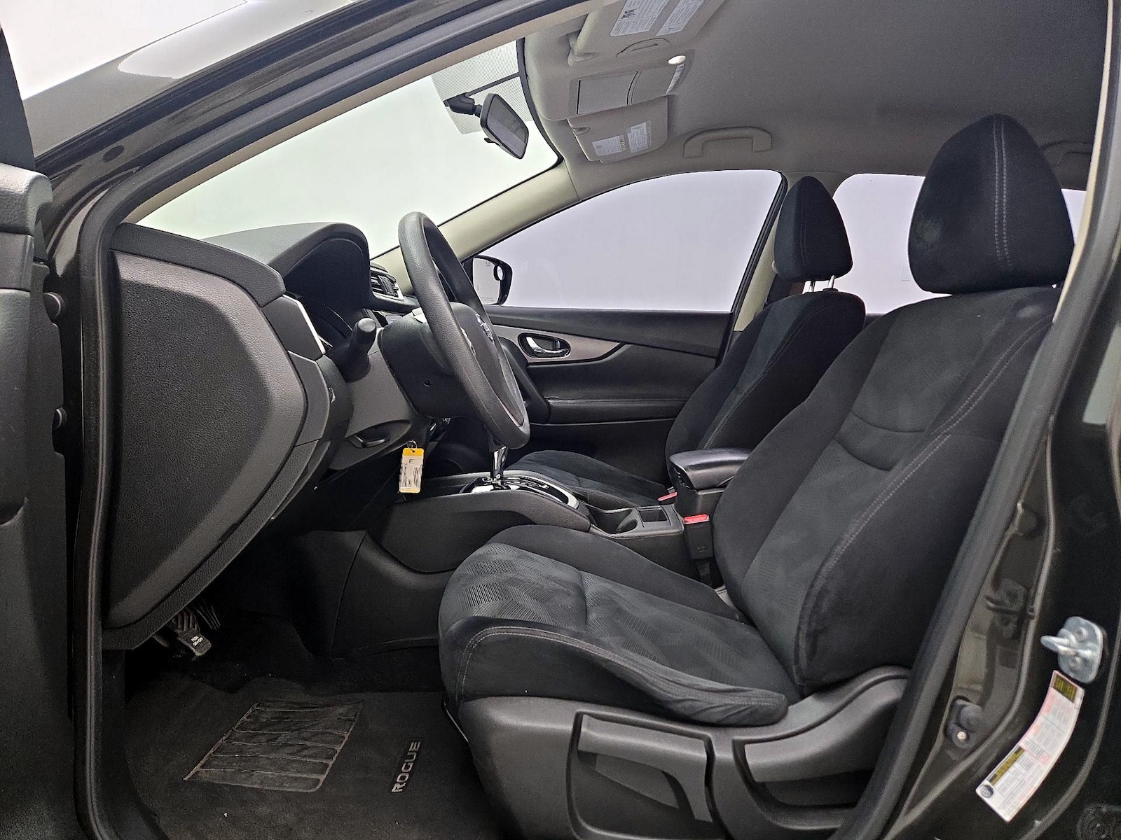 2016 Nissan Rogue S - Photo 12