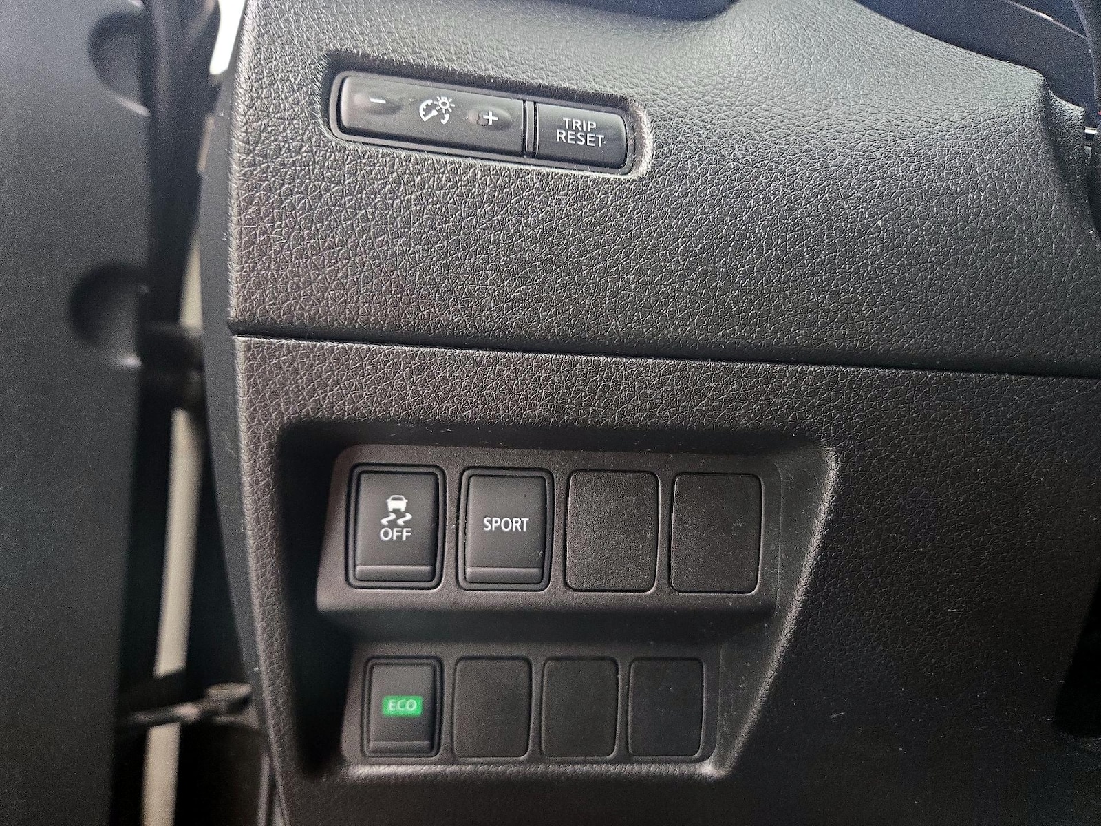2016 Nissan Rogue S - Photo 14