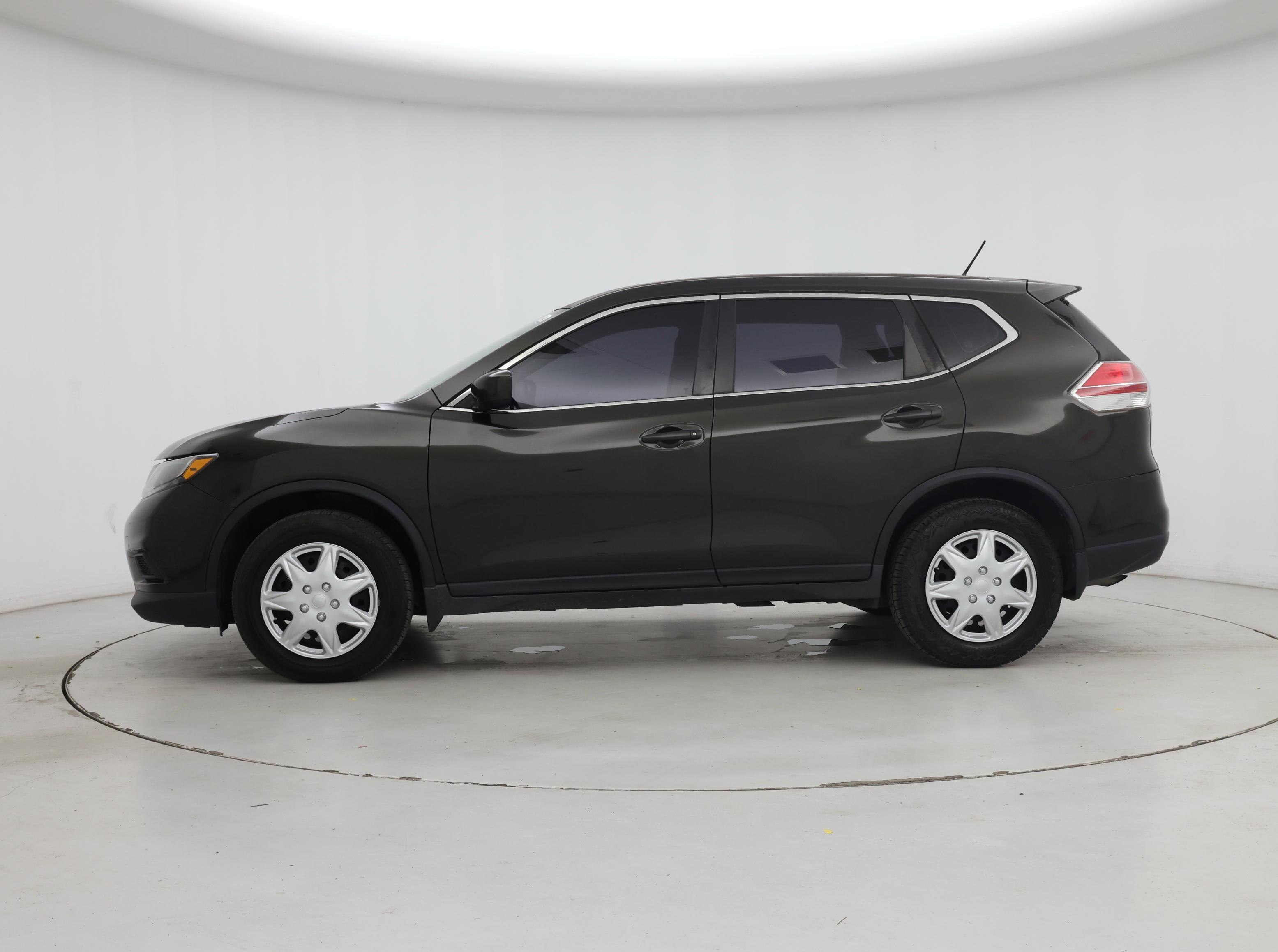 Thumbnail: 2016 Nissan Rogue - 3