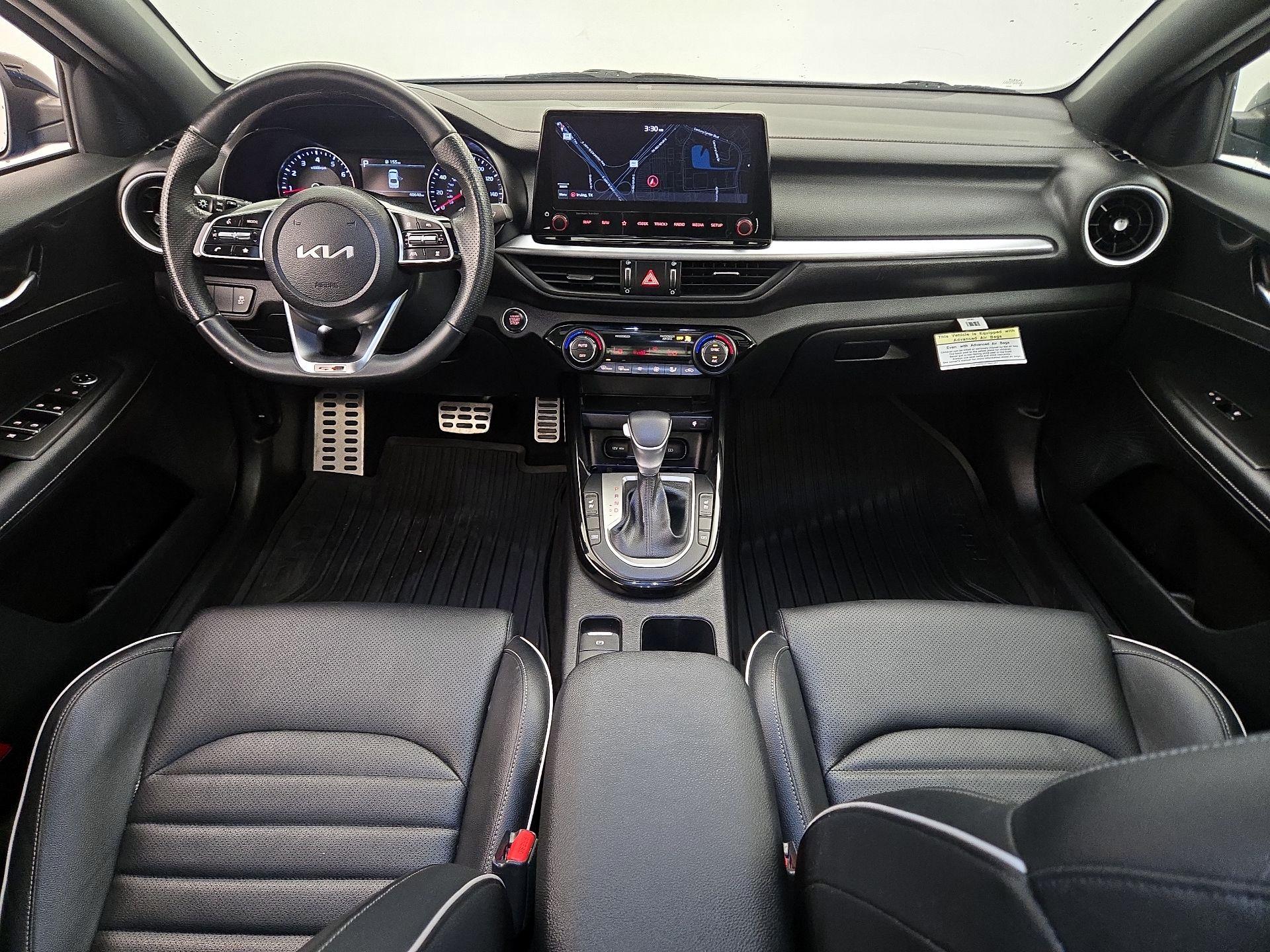 Thumbnail: 2022 Kia Forte - 9