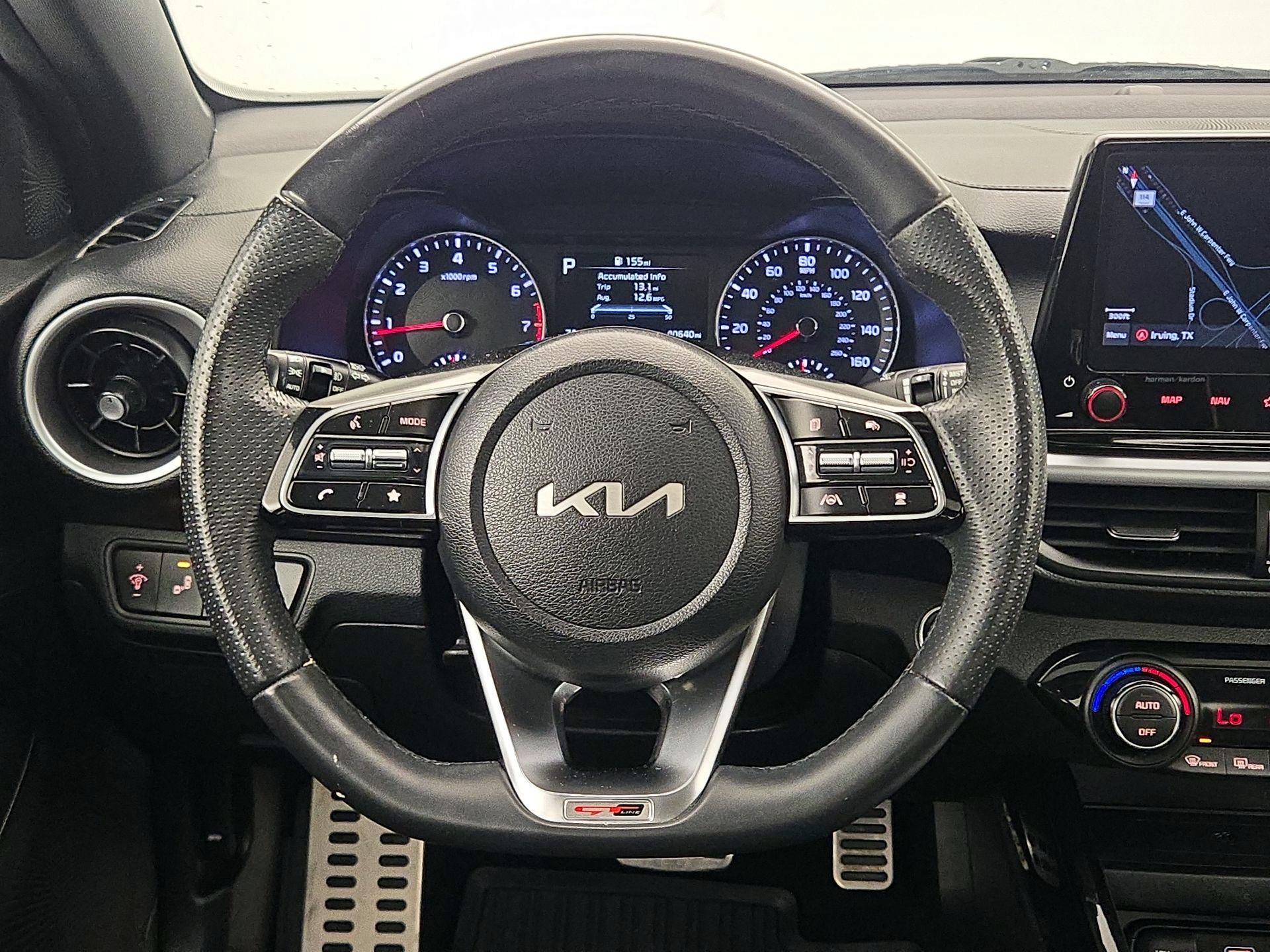 Thumbnail: 2022 Kia Forte - 10