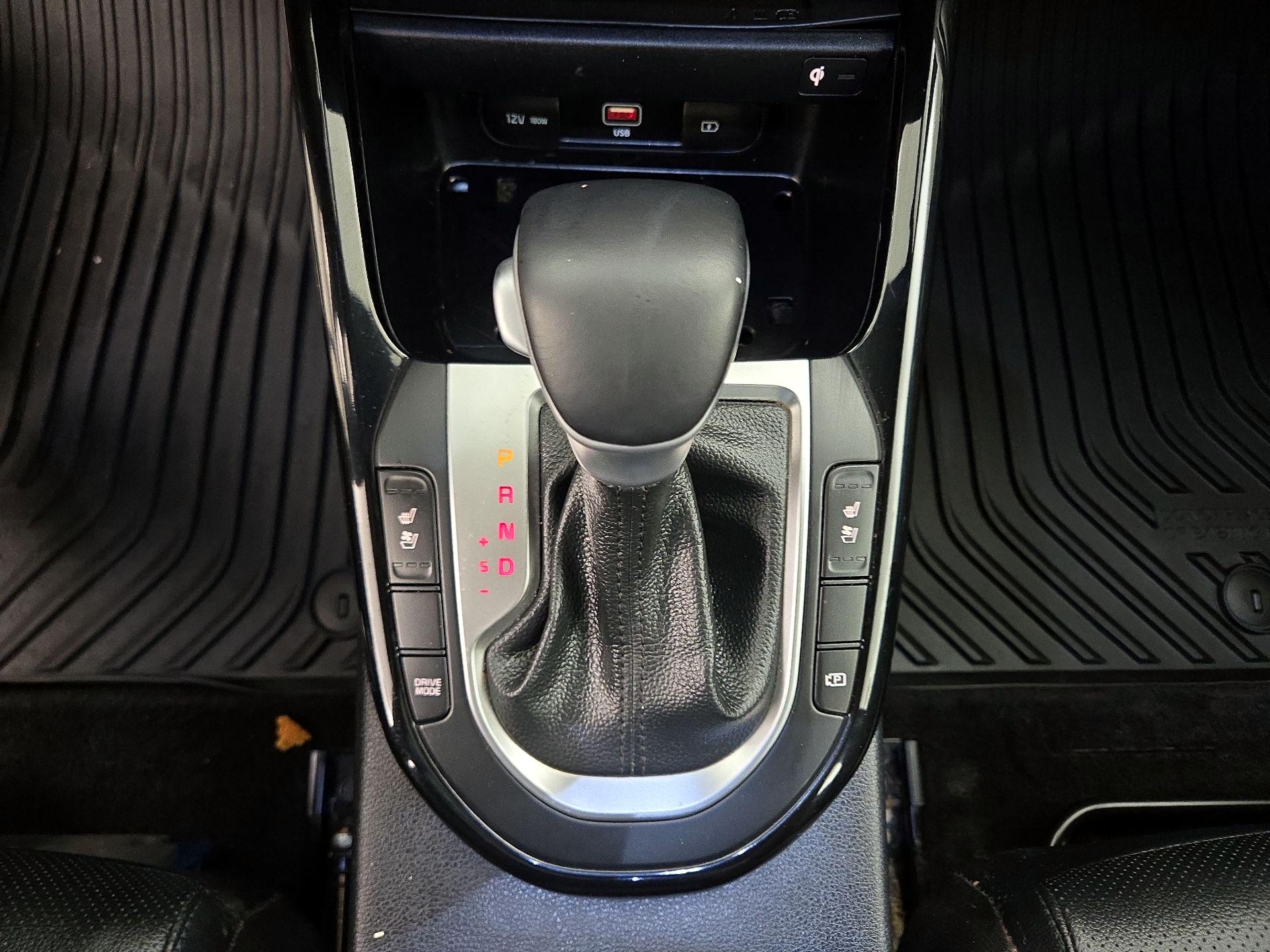 Thumbnail: 2022 Kia Forte - 18