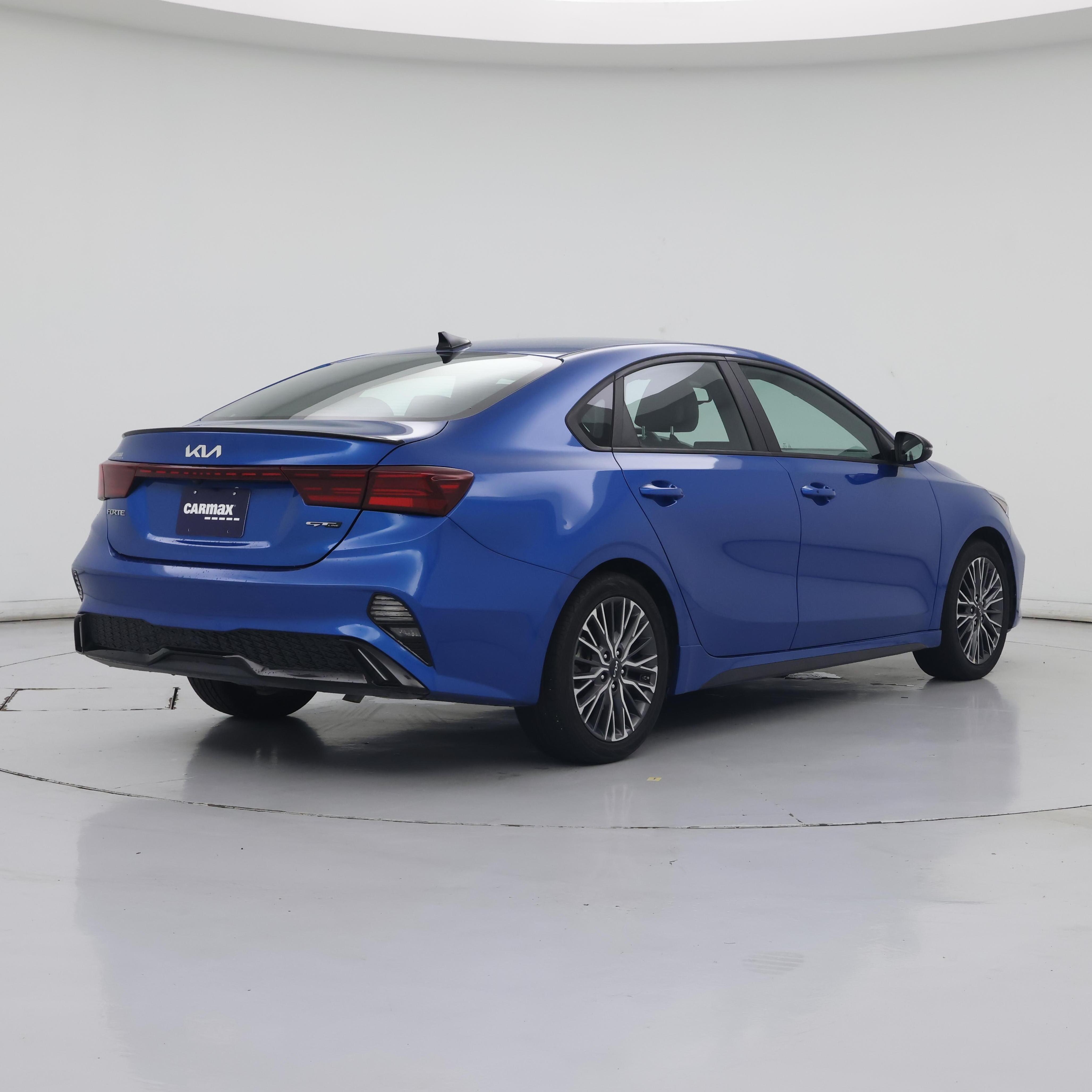 Thumbnail: 2022 Kia Forte - 8