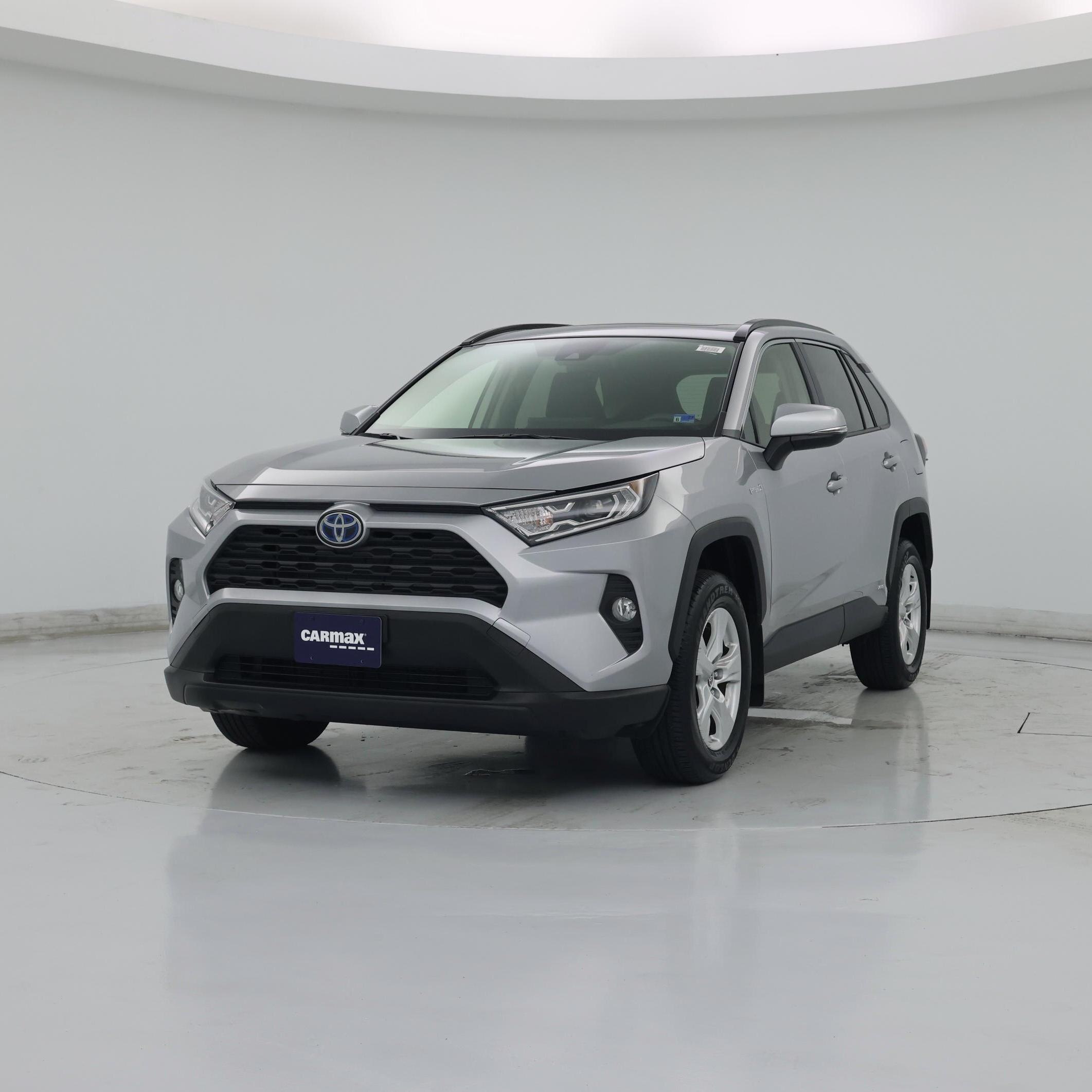 Thumbnail: 2021 Toyota RAV4 - 4