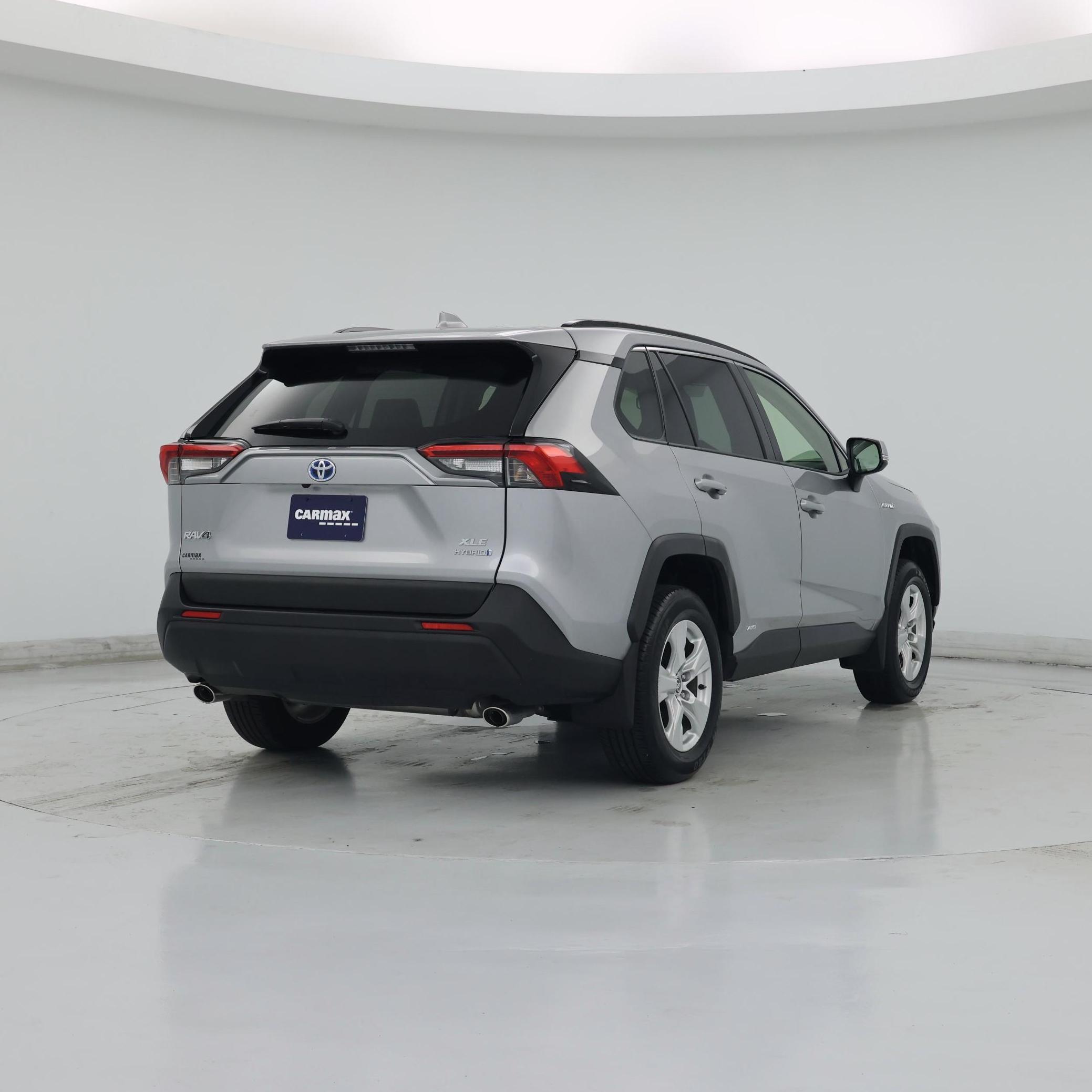 Thumbnail: 2021 Toyota RAV4 - 8