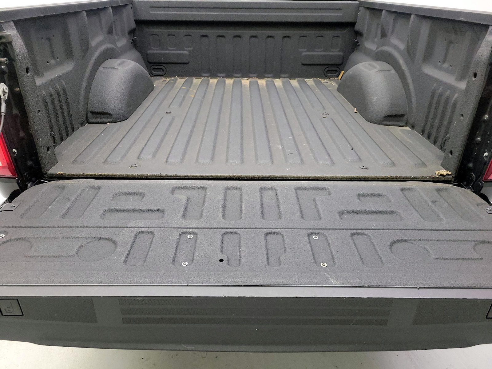 2022 Ford F-150 XL - Photo 22