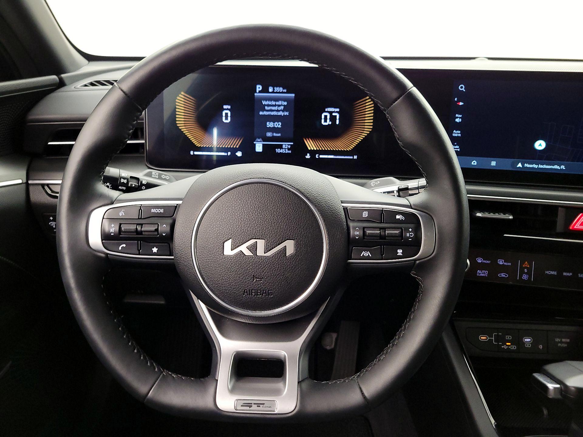 Thumbnail: 2025 Kia K5 - 10