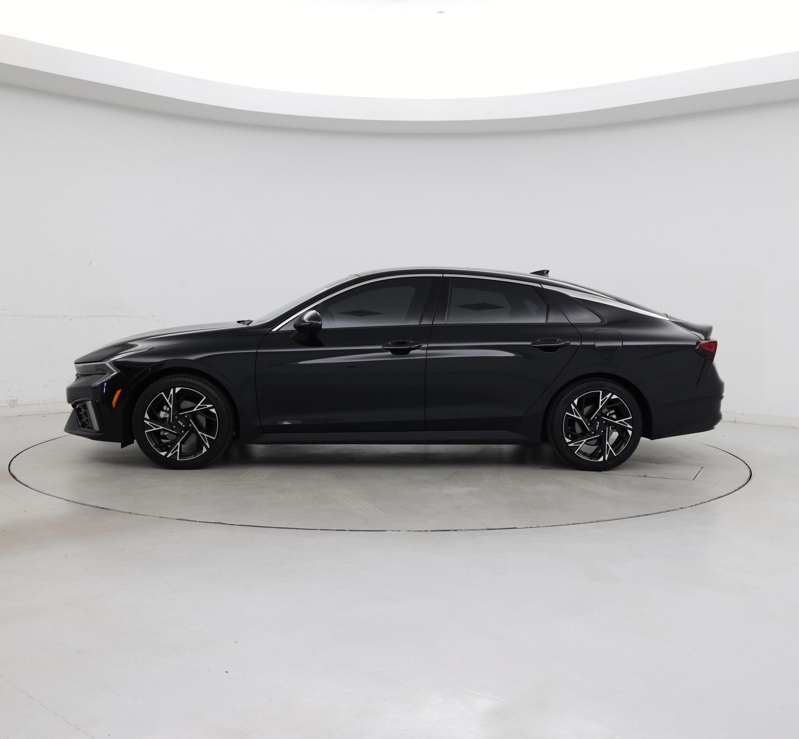 Thumbnail: 2025 Kia K5 - 3
