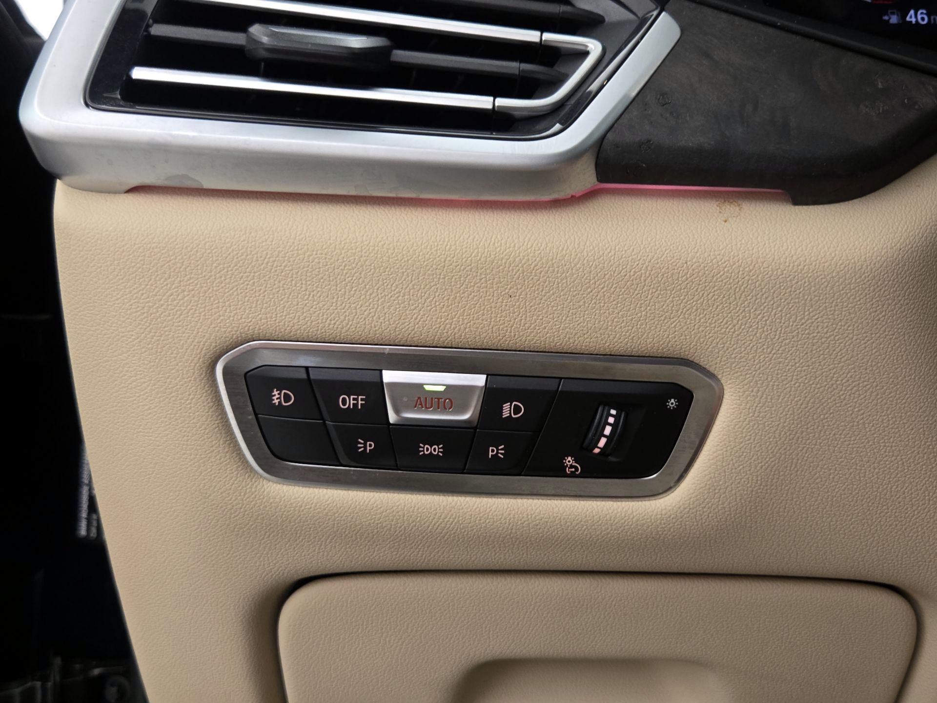 Thumbnail: 2021 BMW X5 - 13