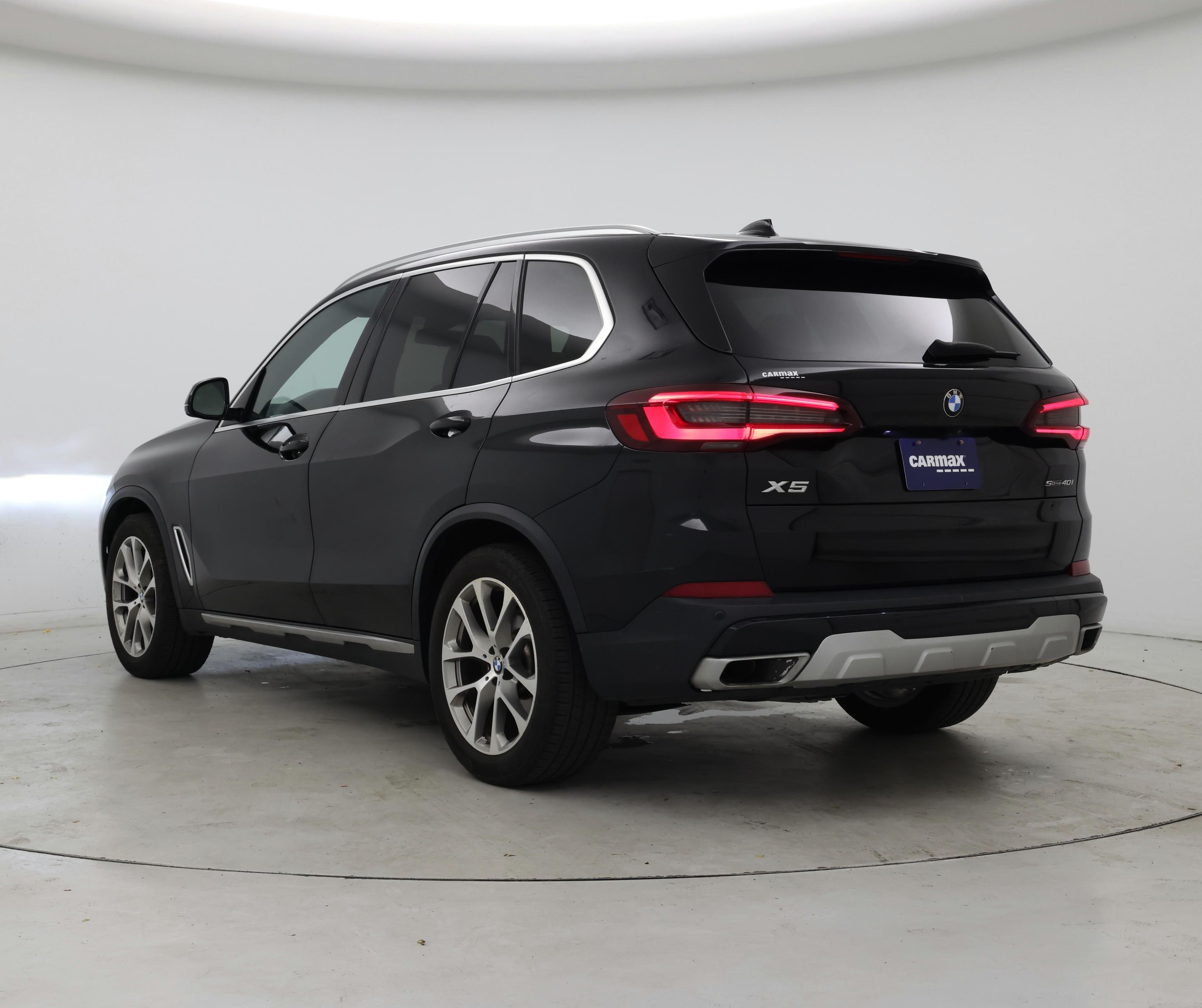 Thumbnail: 2021 BMW X5 - 2