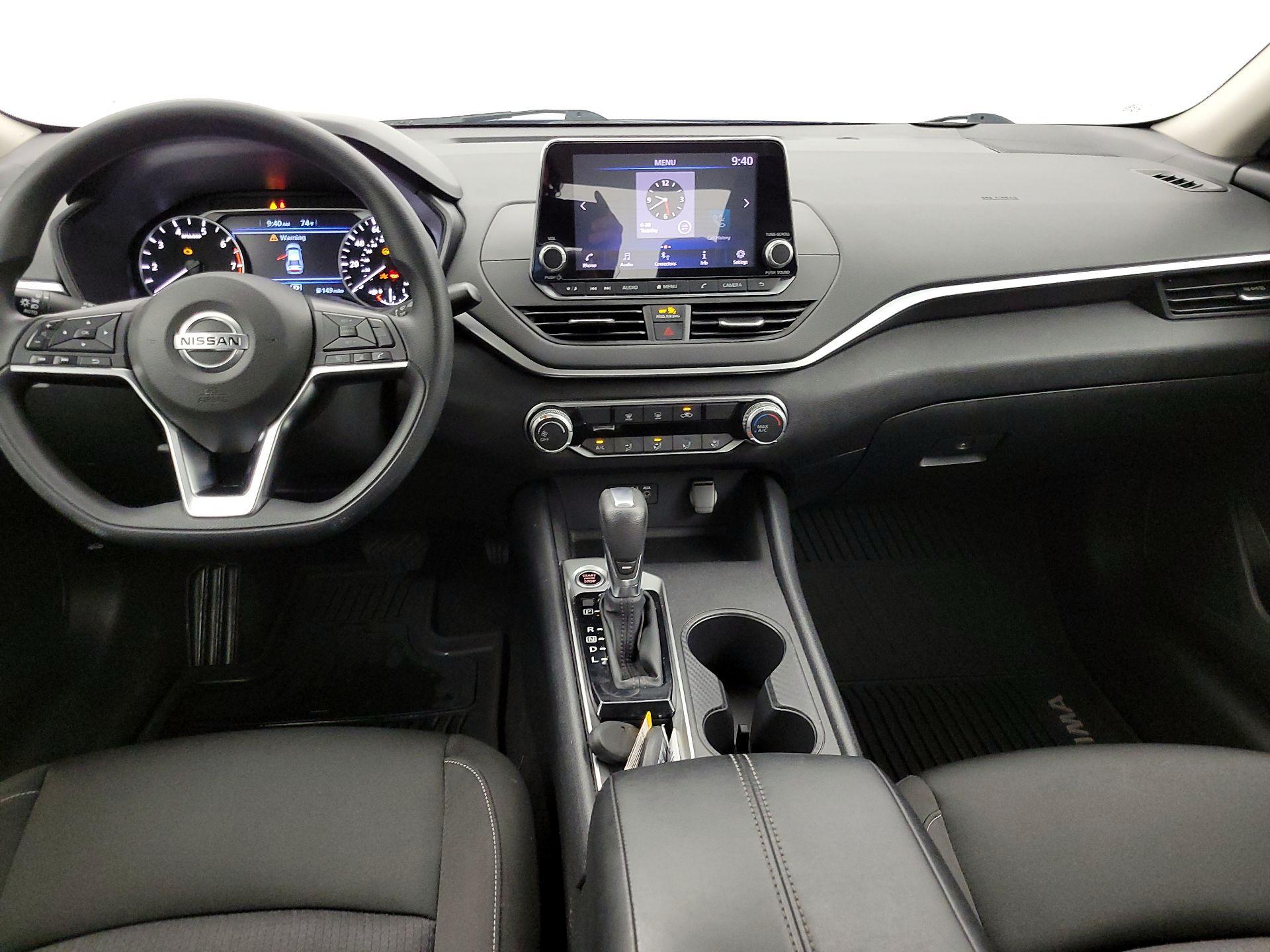 Thumbnail: 2020 Nissan Altima - 9
