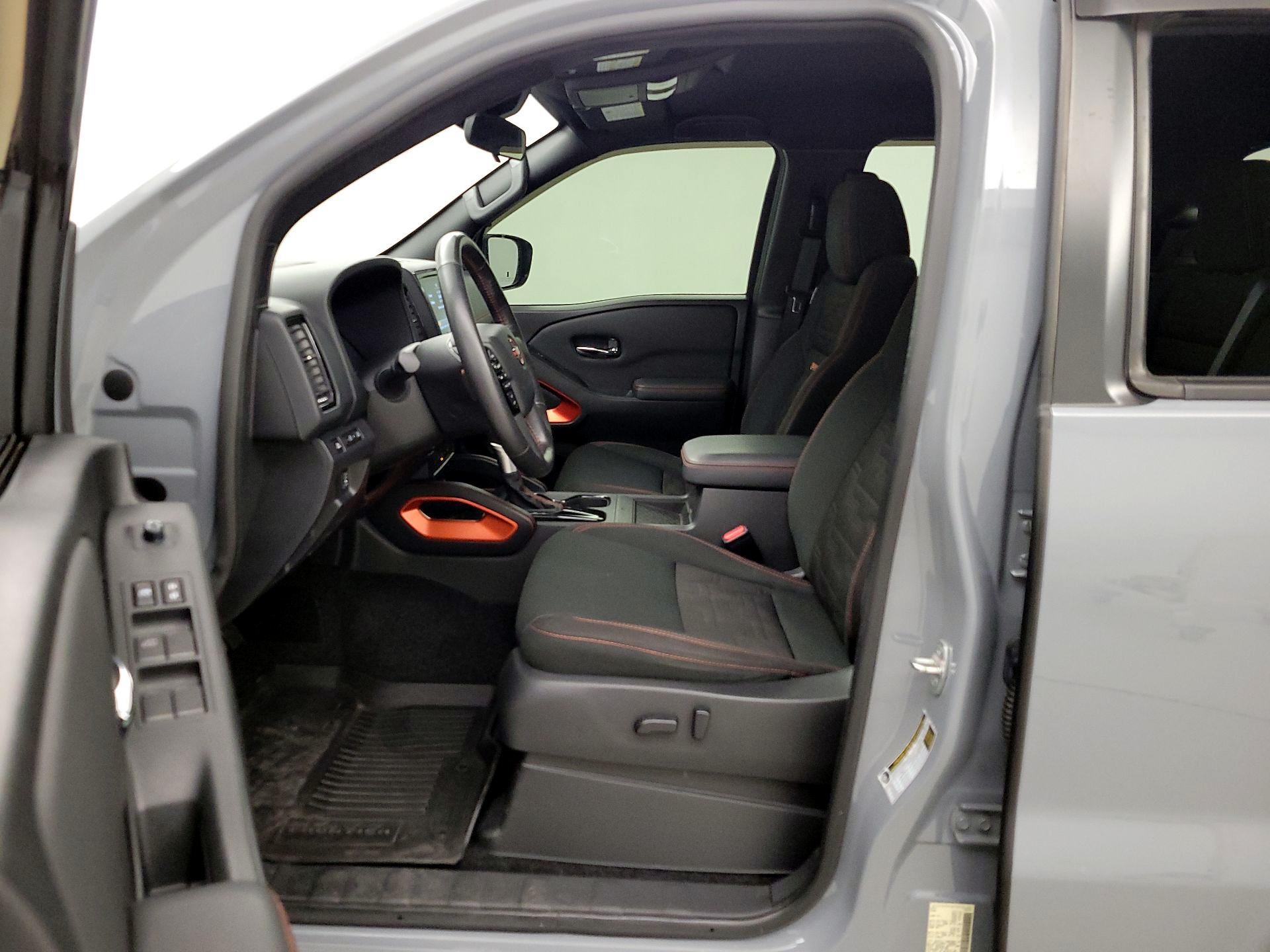 Thumbnail: 2022 Nissan Frontier - 11
