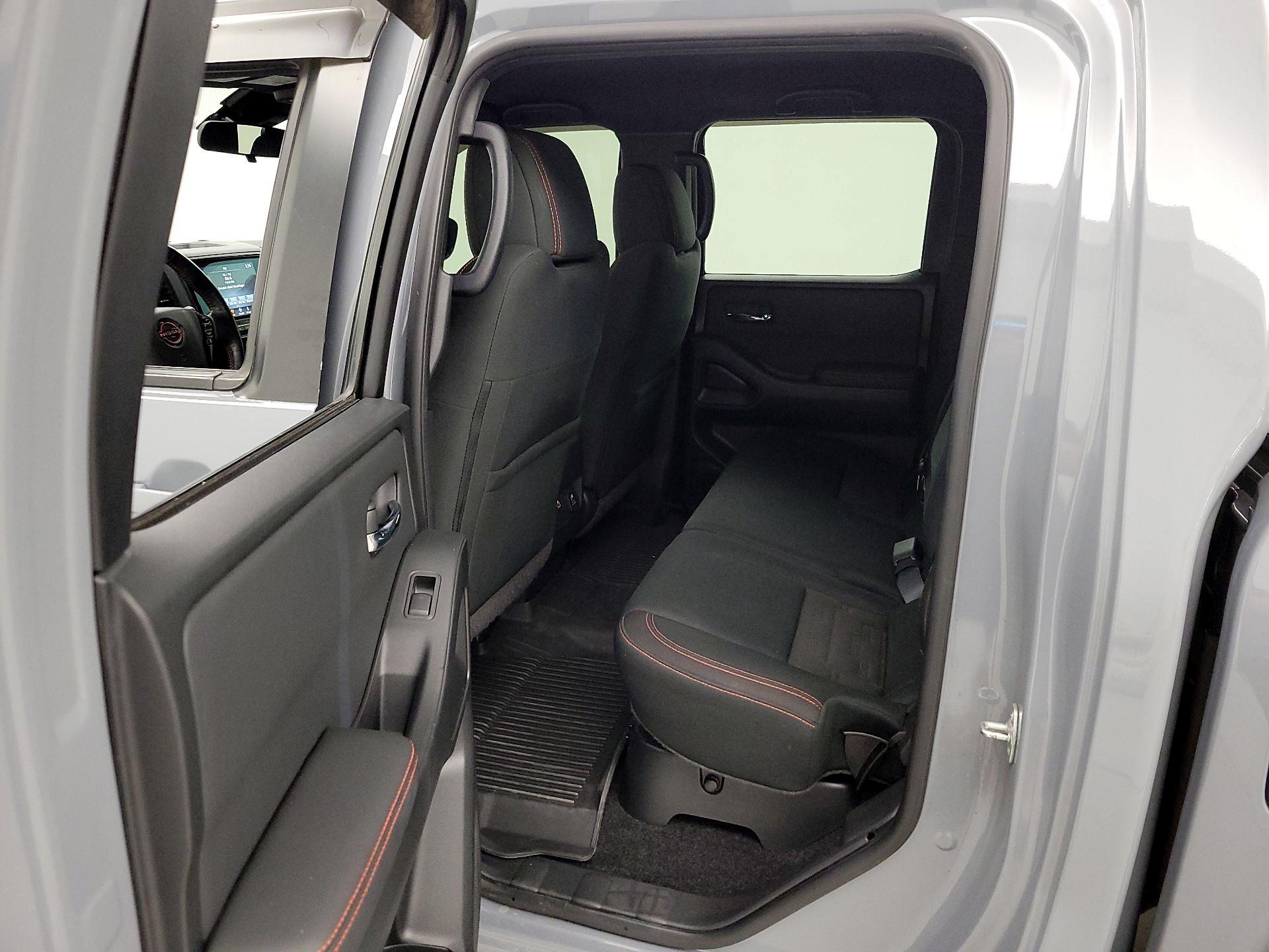 Thumbnail: 2022 Nissan Frontier - 19
