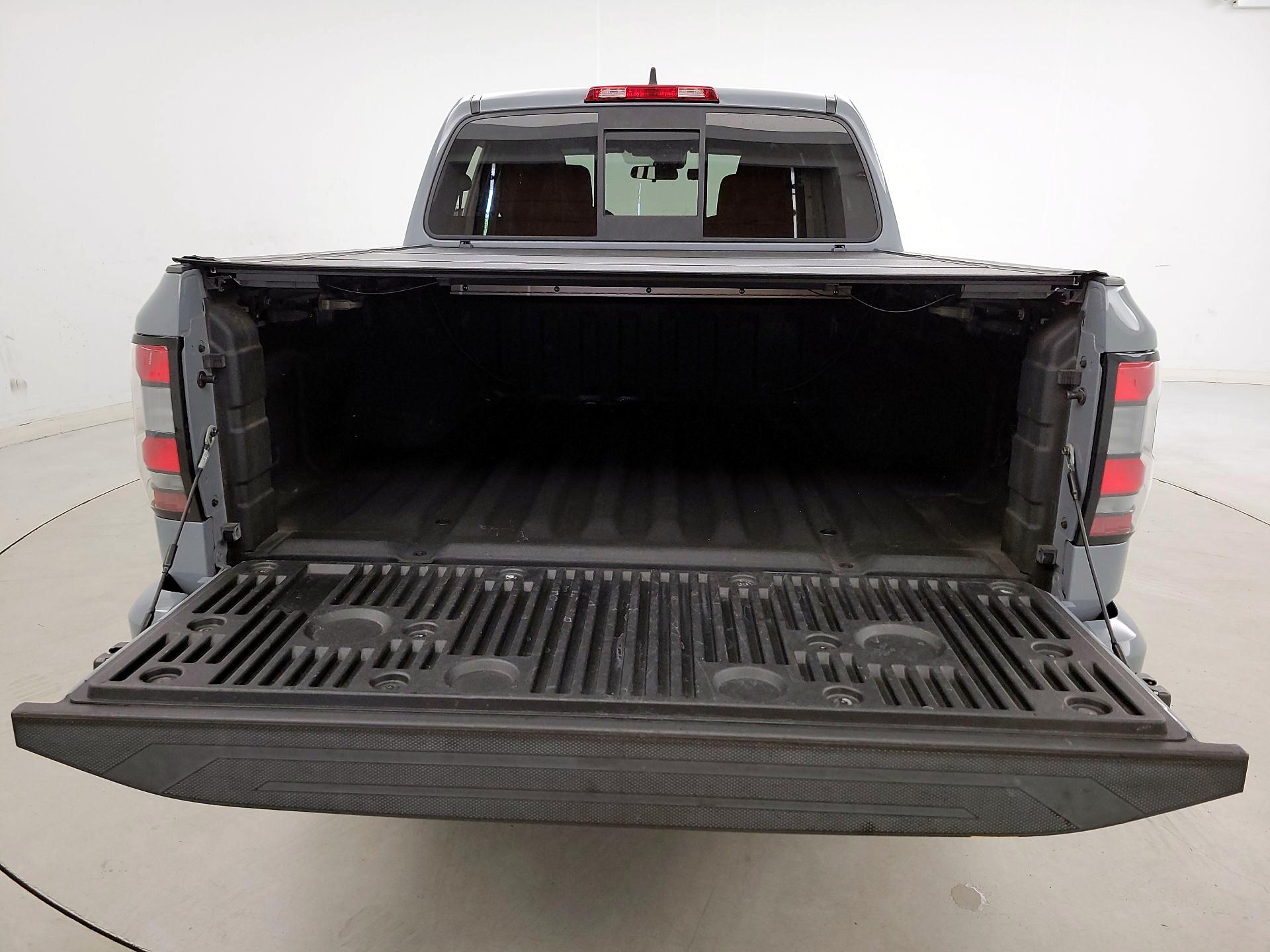 Thumbnail: 2022 Nissan Frontier - 20