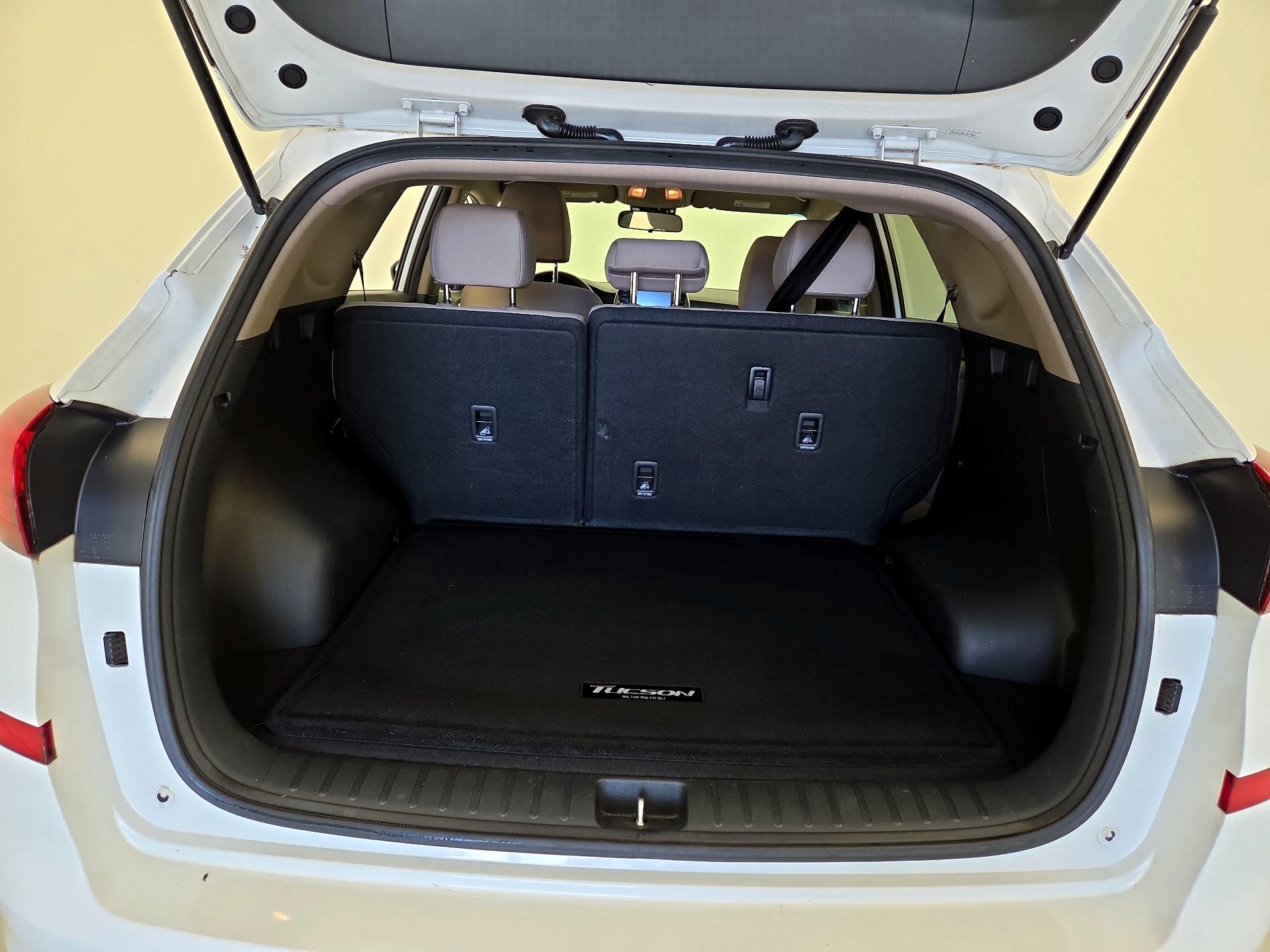 Thumbnail: 2019 Hyundai Tucson - 20