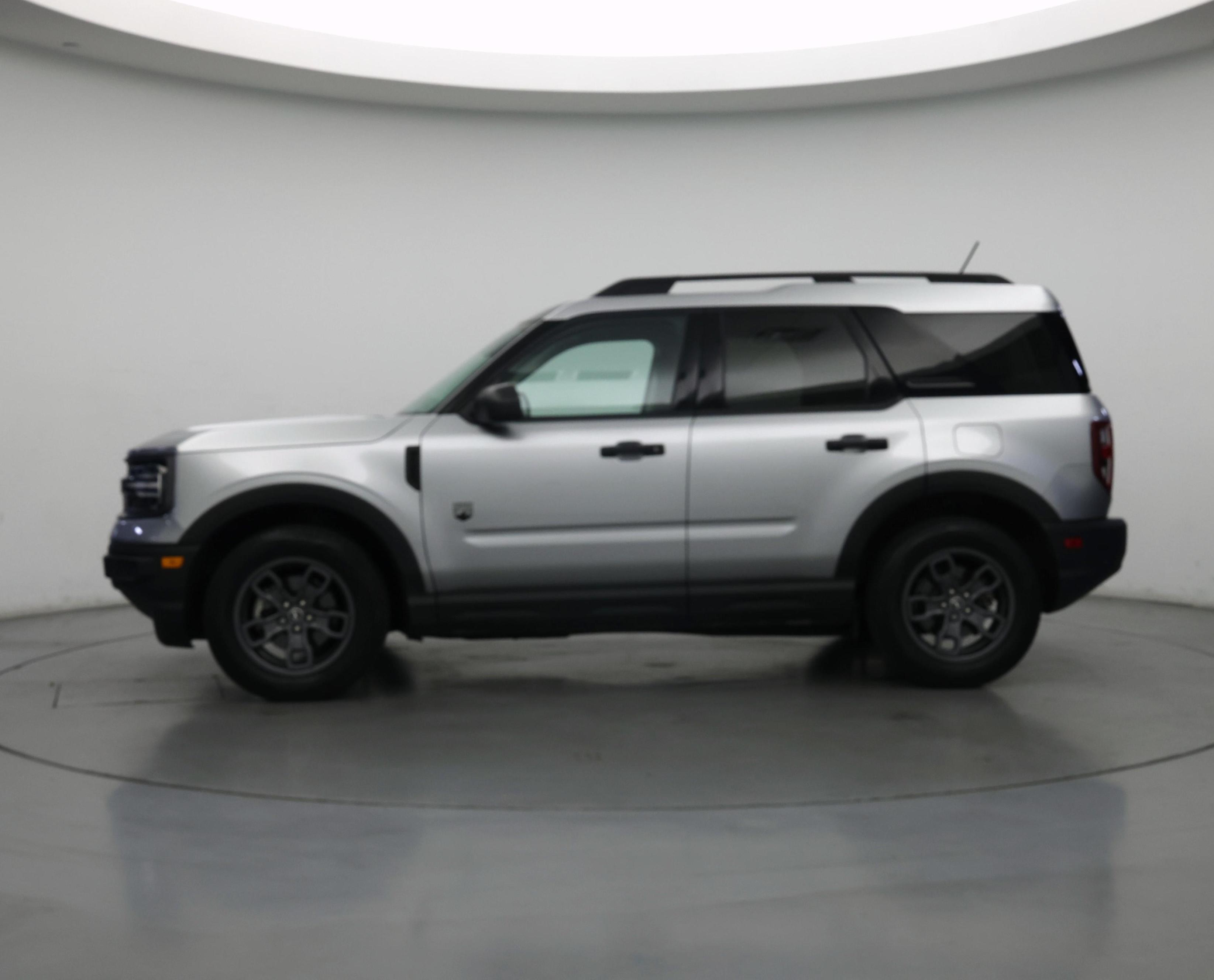 Thumbnail: 2022 Ford Bronco Sport - 3