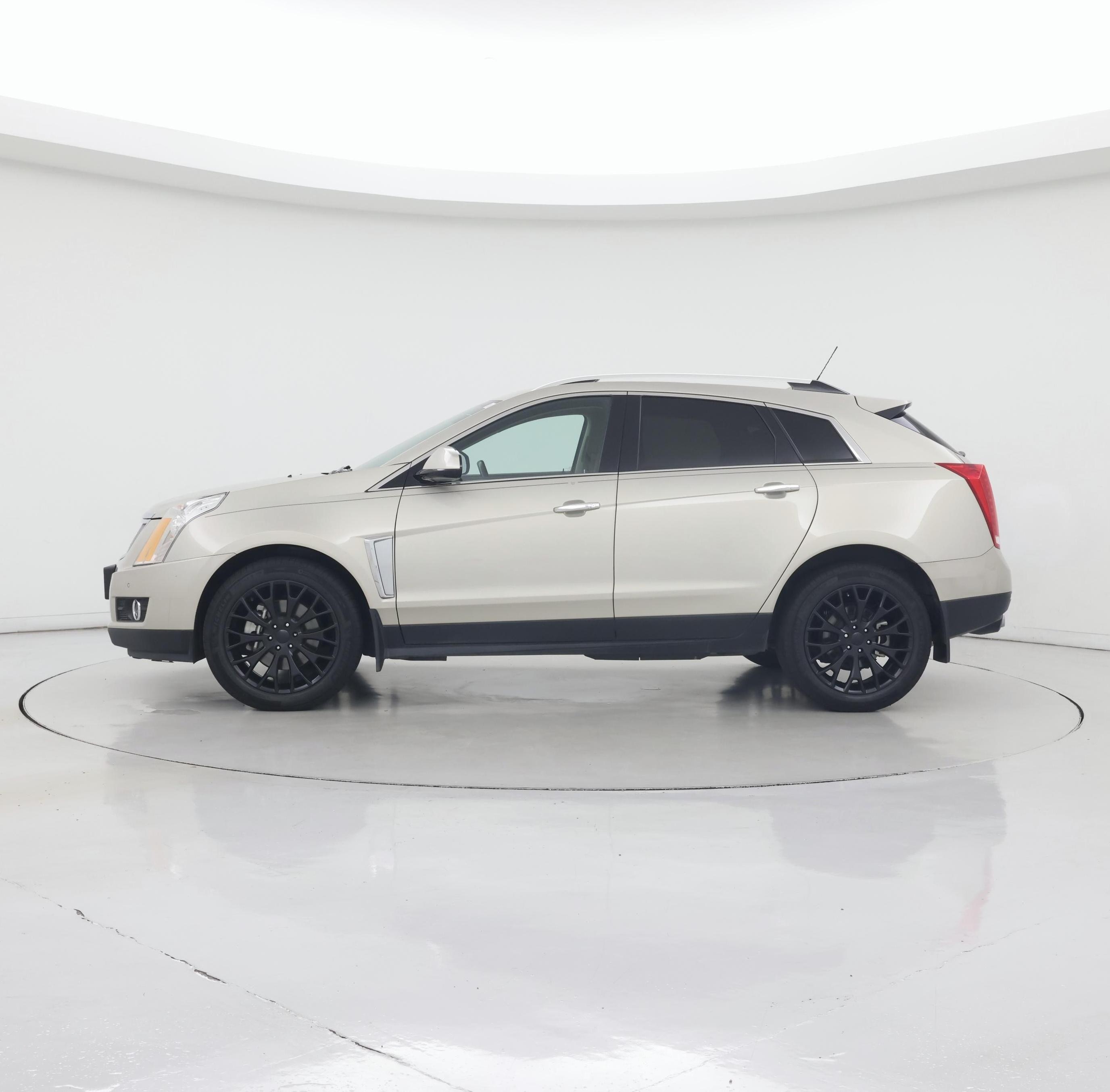 Thumbnail: 2016 Cadillac SRX - 3