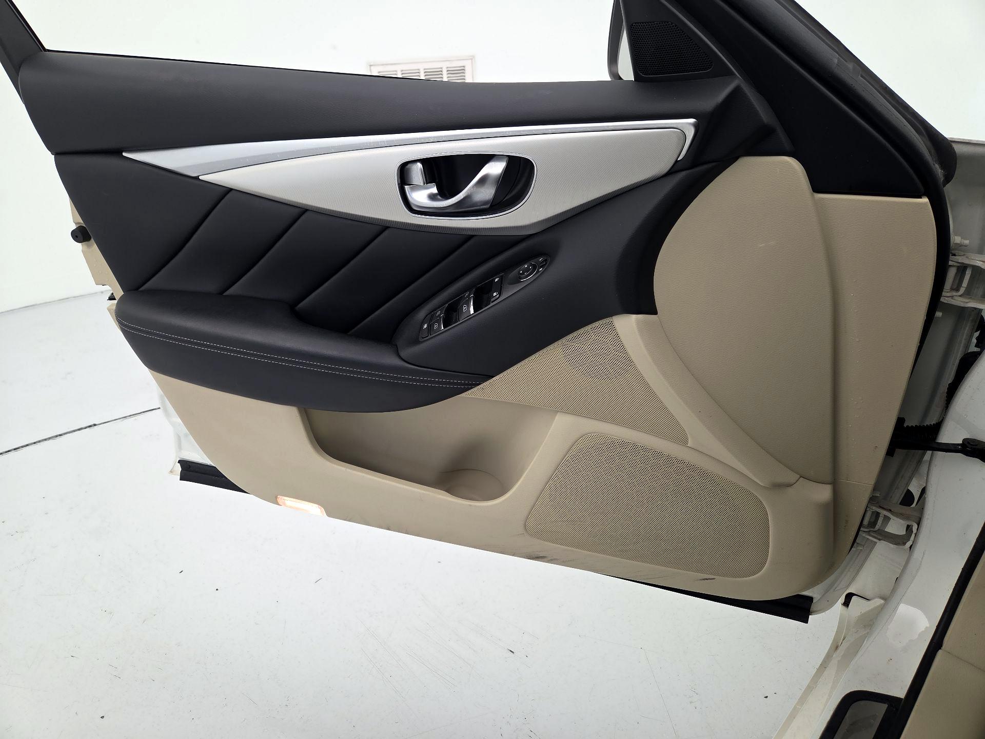 Thumbnail: 2020 INFINITI Q50 - 12