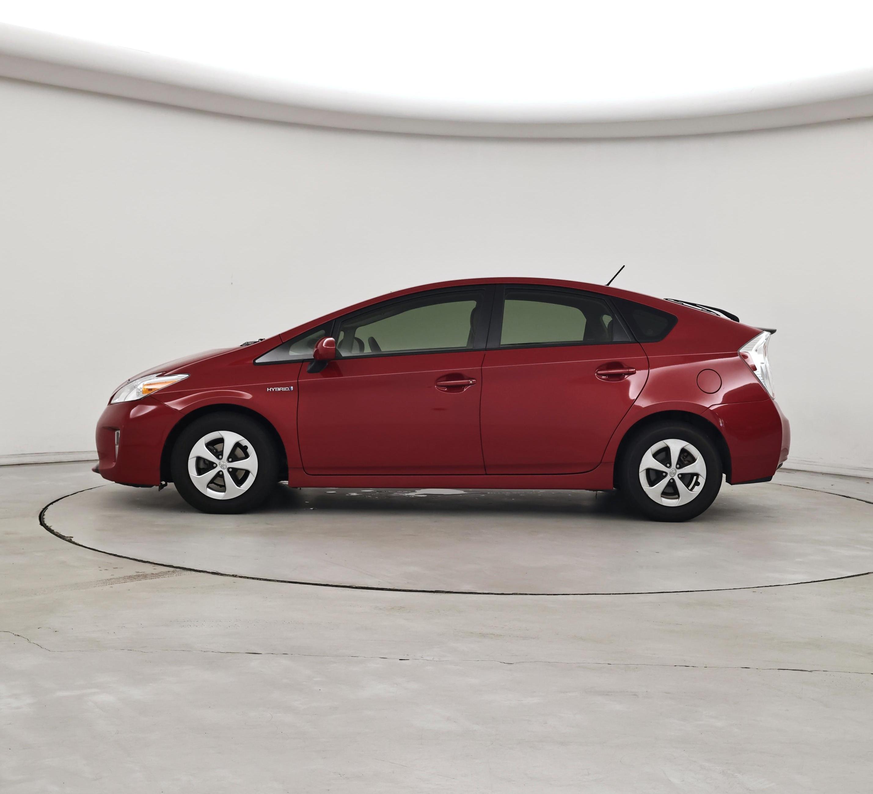 Thumbnail: 2015 Toyota Prius - 3