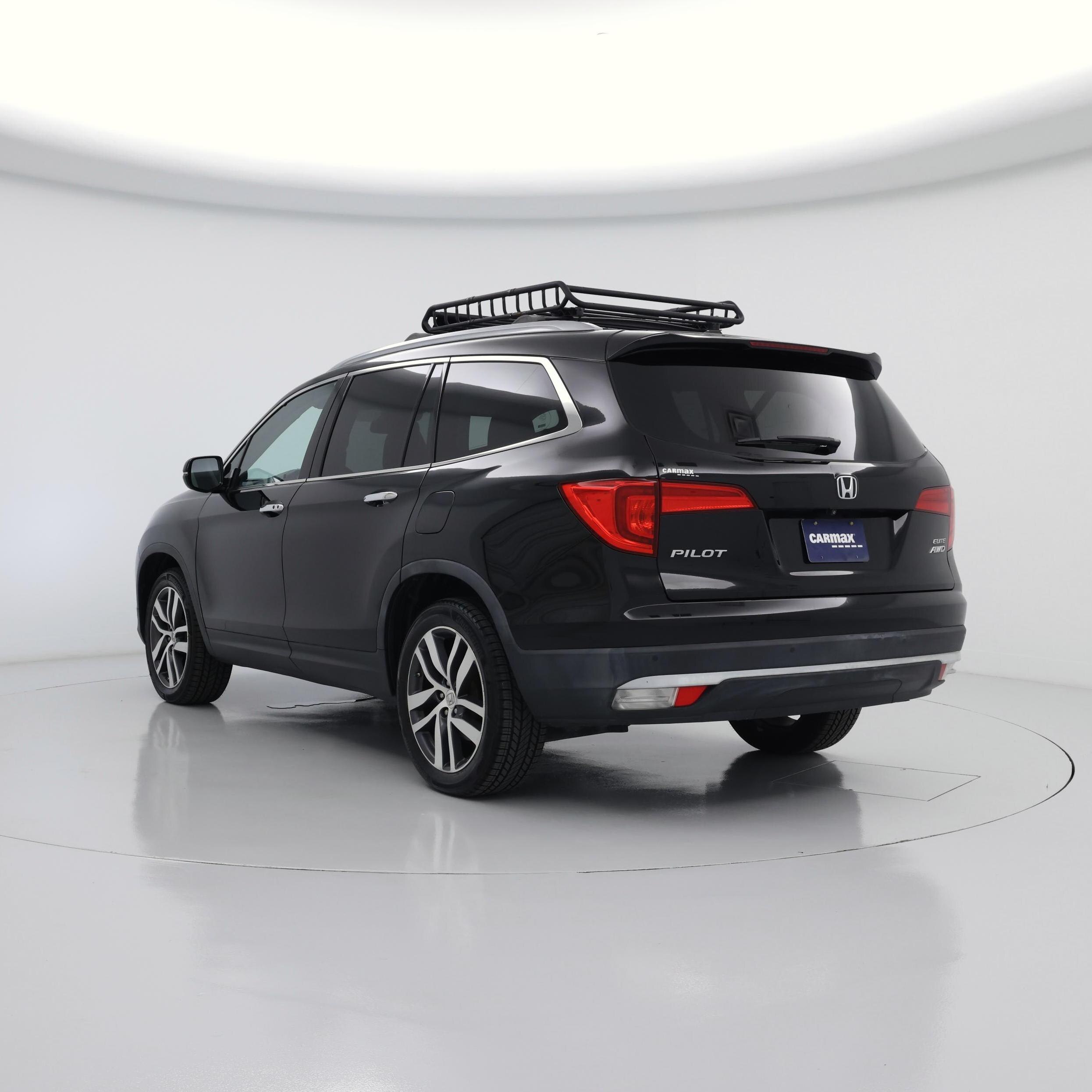 Thumbnail: 2017 Honda Pilot - 2