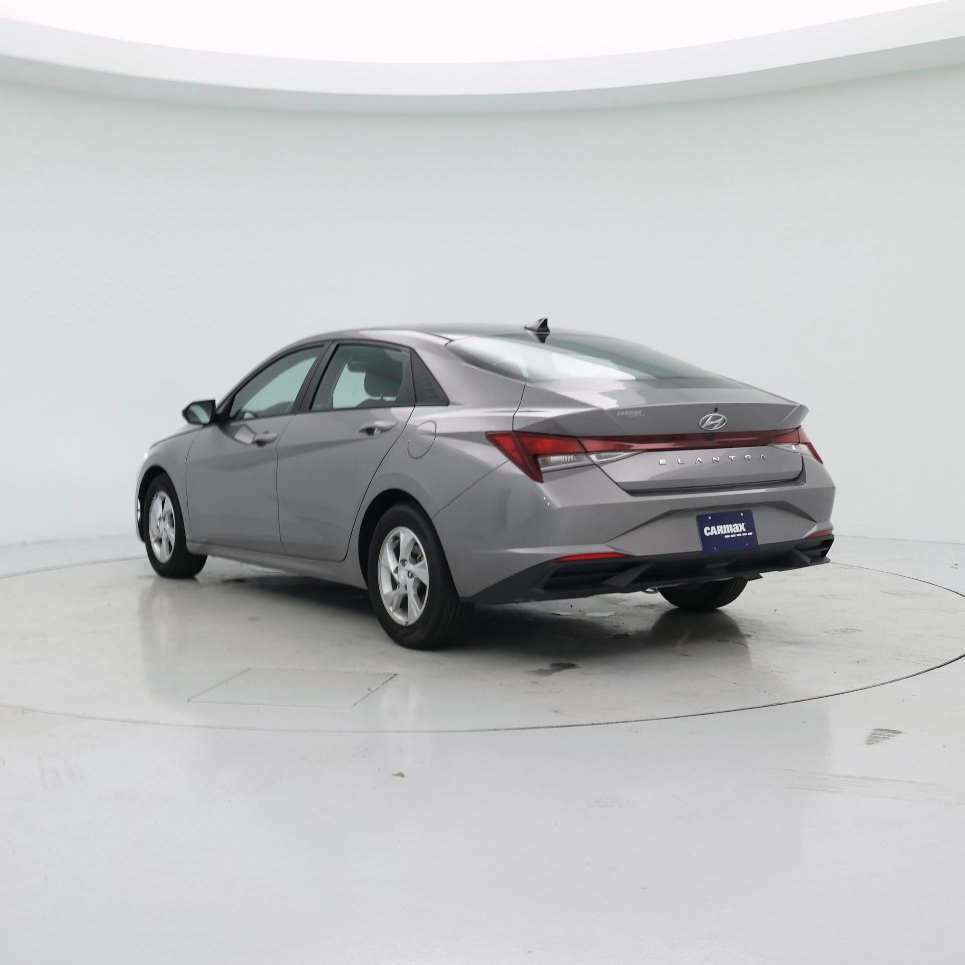 Thumbnail: 2022 Hyundai Elantra - 2