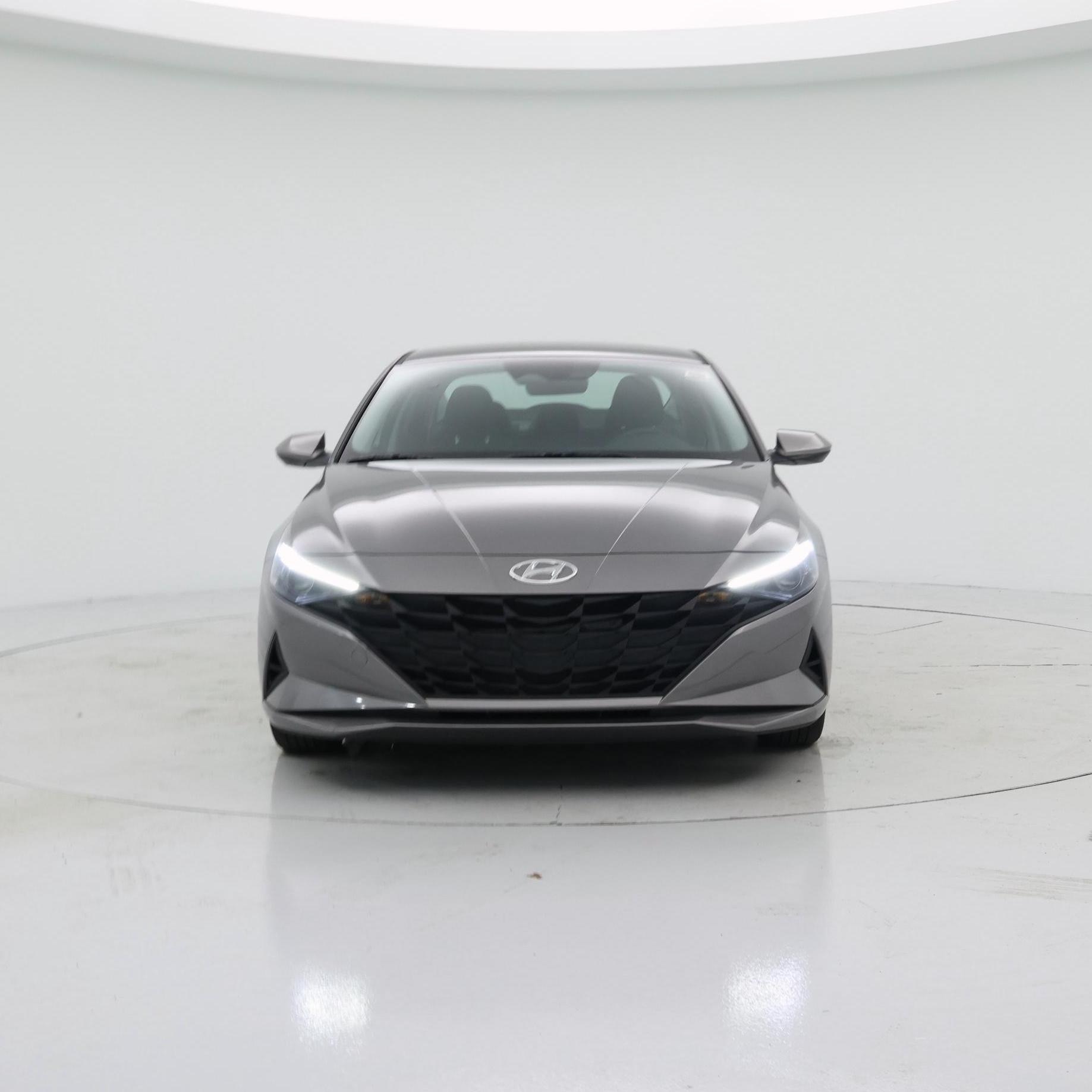 Thumbnail: 2022 Hyundai Elantra - 5