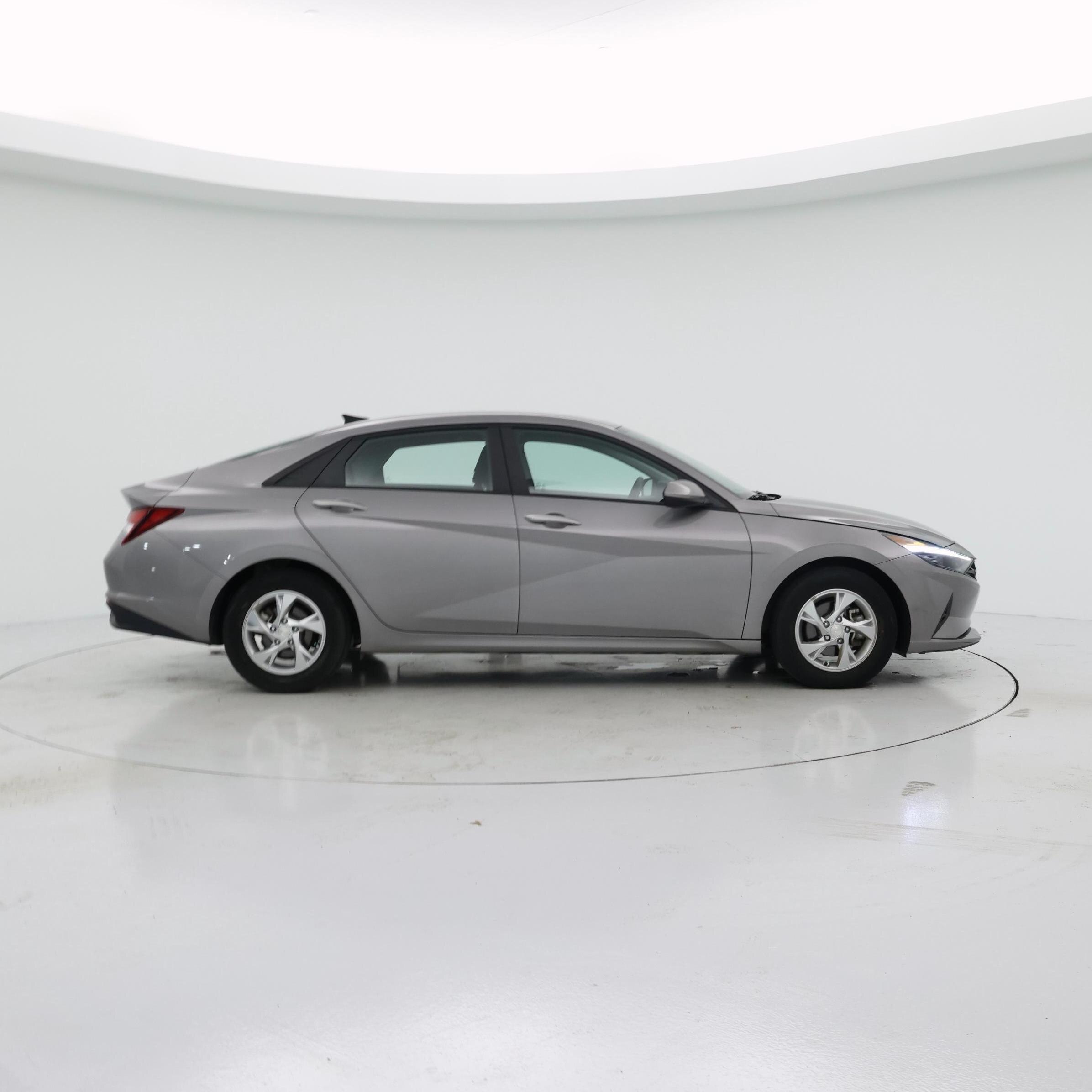 Thumbnail: 2022 Hyundai Elantra - 7