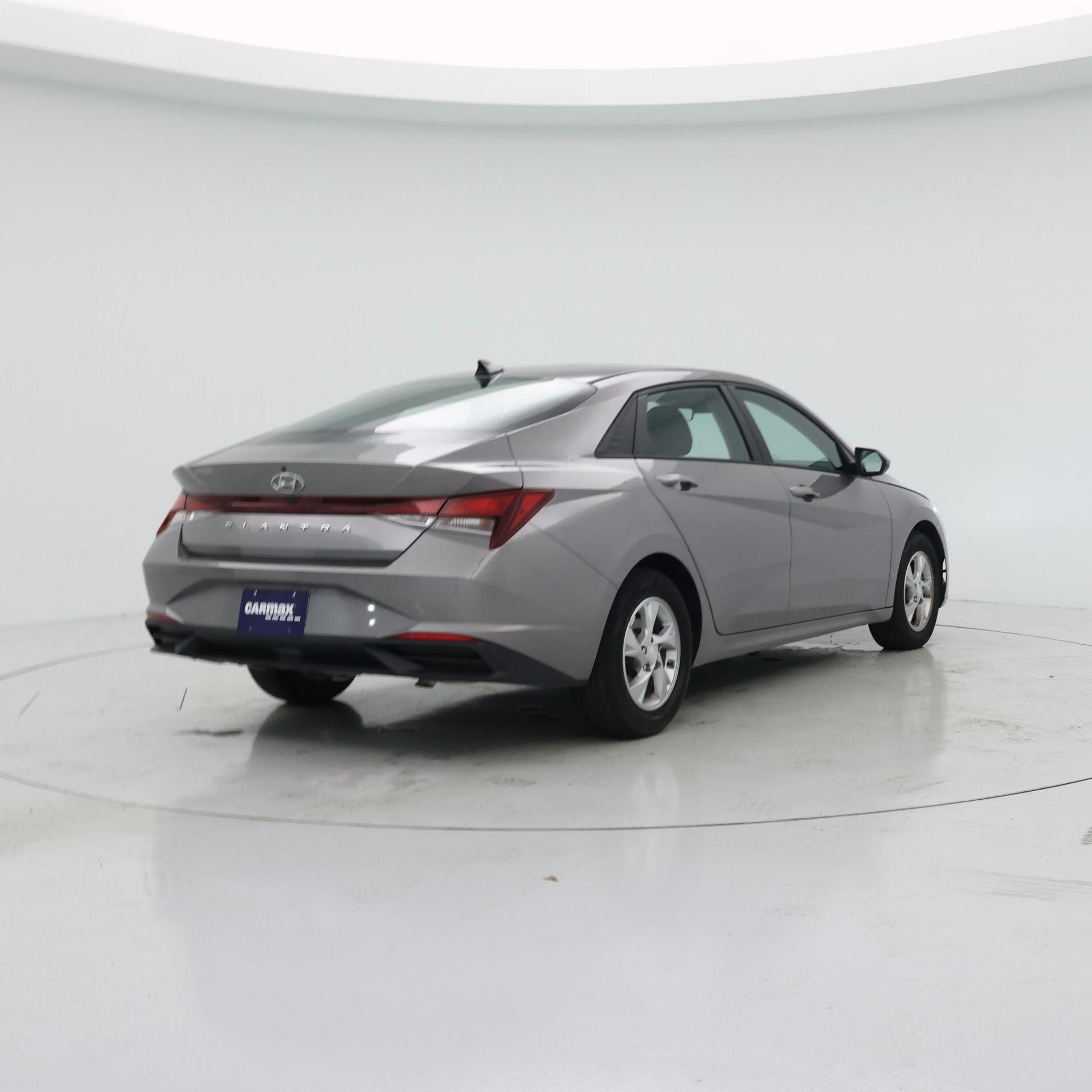 Thumbnail: 2022 Hyundai Elantra - 8