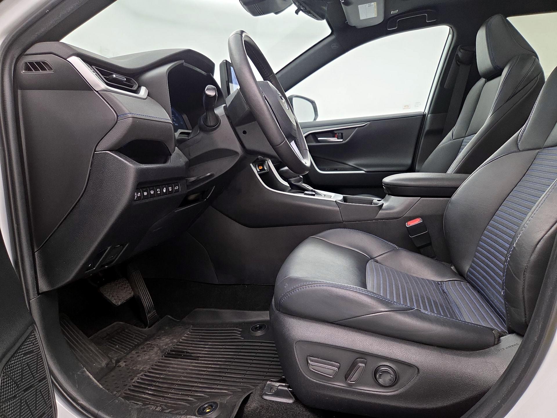 Thumbnail: 2023 Toyota RAV4 - 11