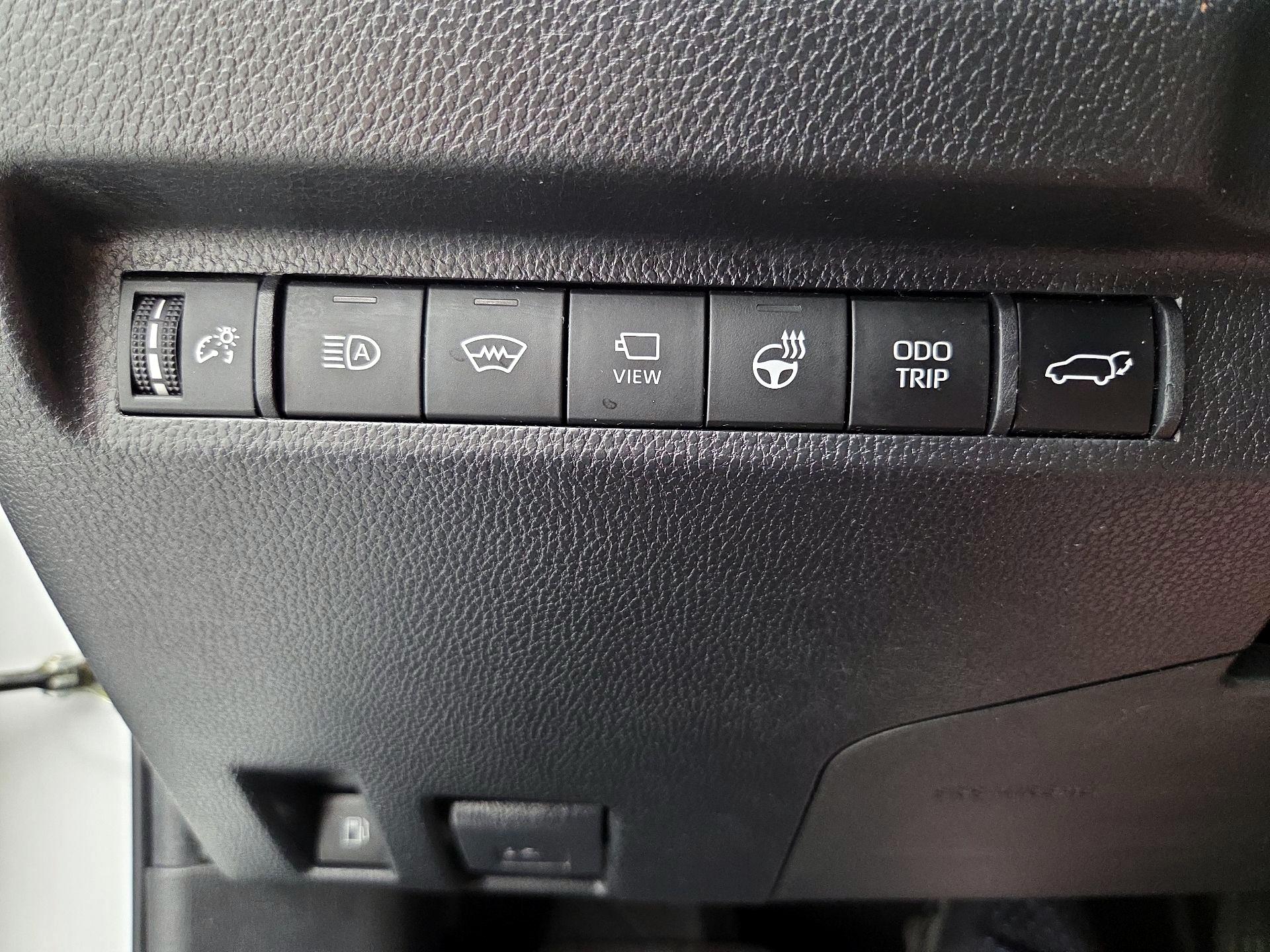 Thumbnail: 2023 Toyota RAV4 - 13