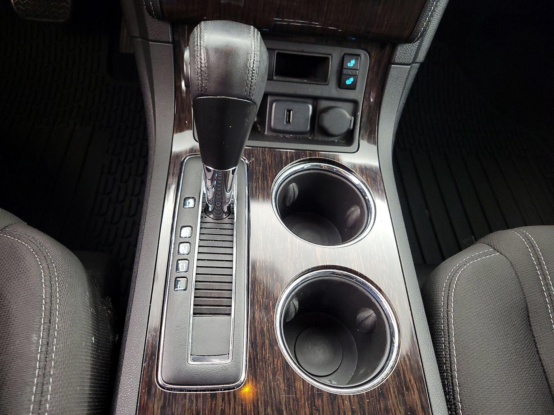 Thumbnail: 2016 Chevrolet Traverse - 17