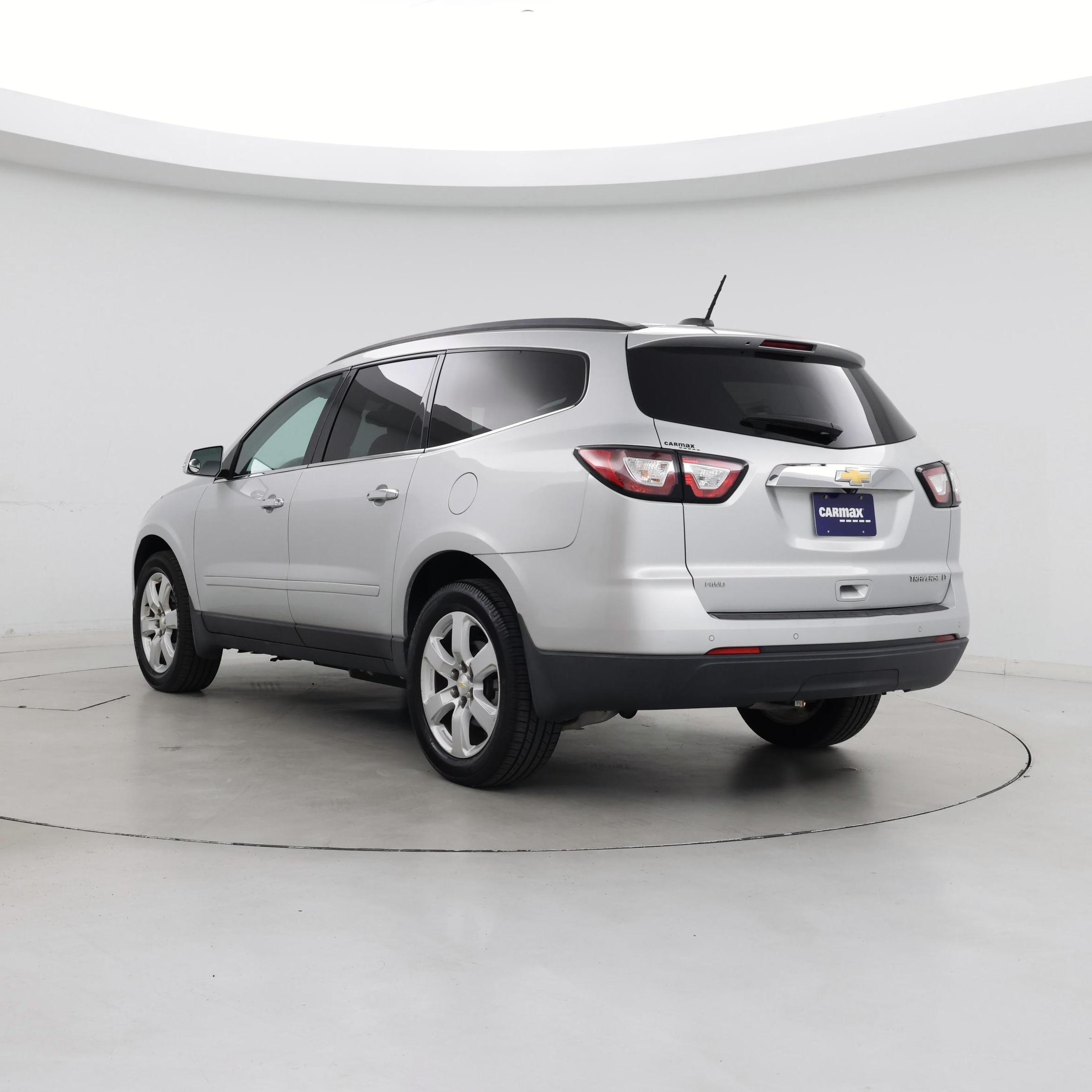 Thumbnail: 2016 Chevrolet Traverse - 2