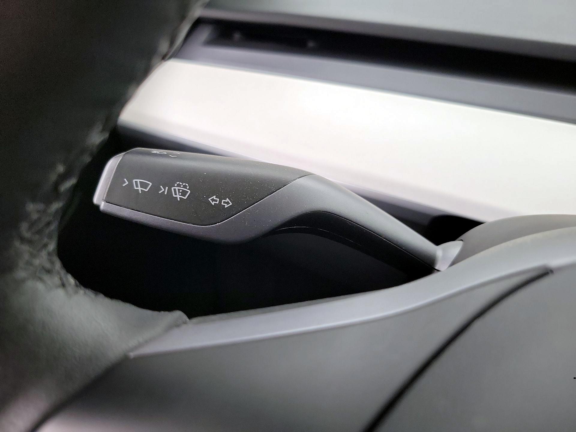 Thumbnail: 2023 Tesla Model Y - 13