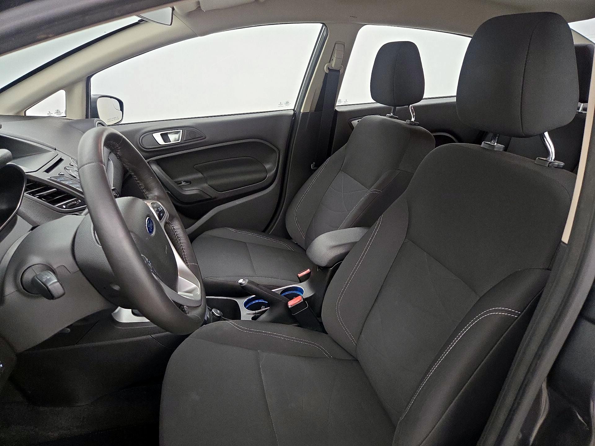 Thumbnail: 2016 Ford Fiesta - 11