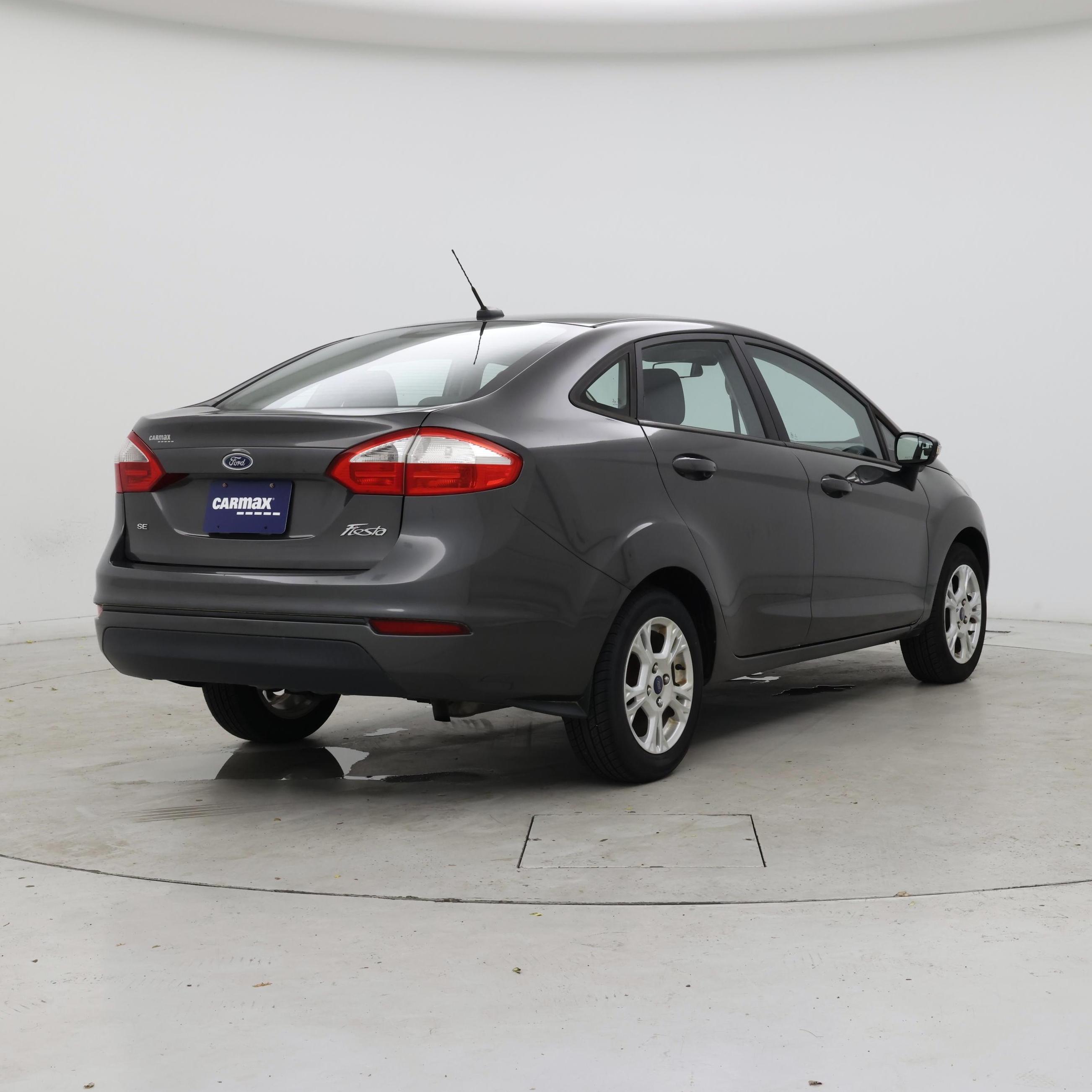 Thumbnail: 2016 Ford Fiesta - 8
