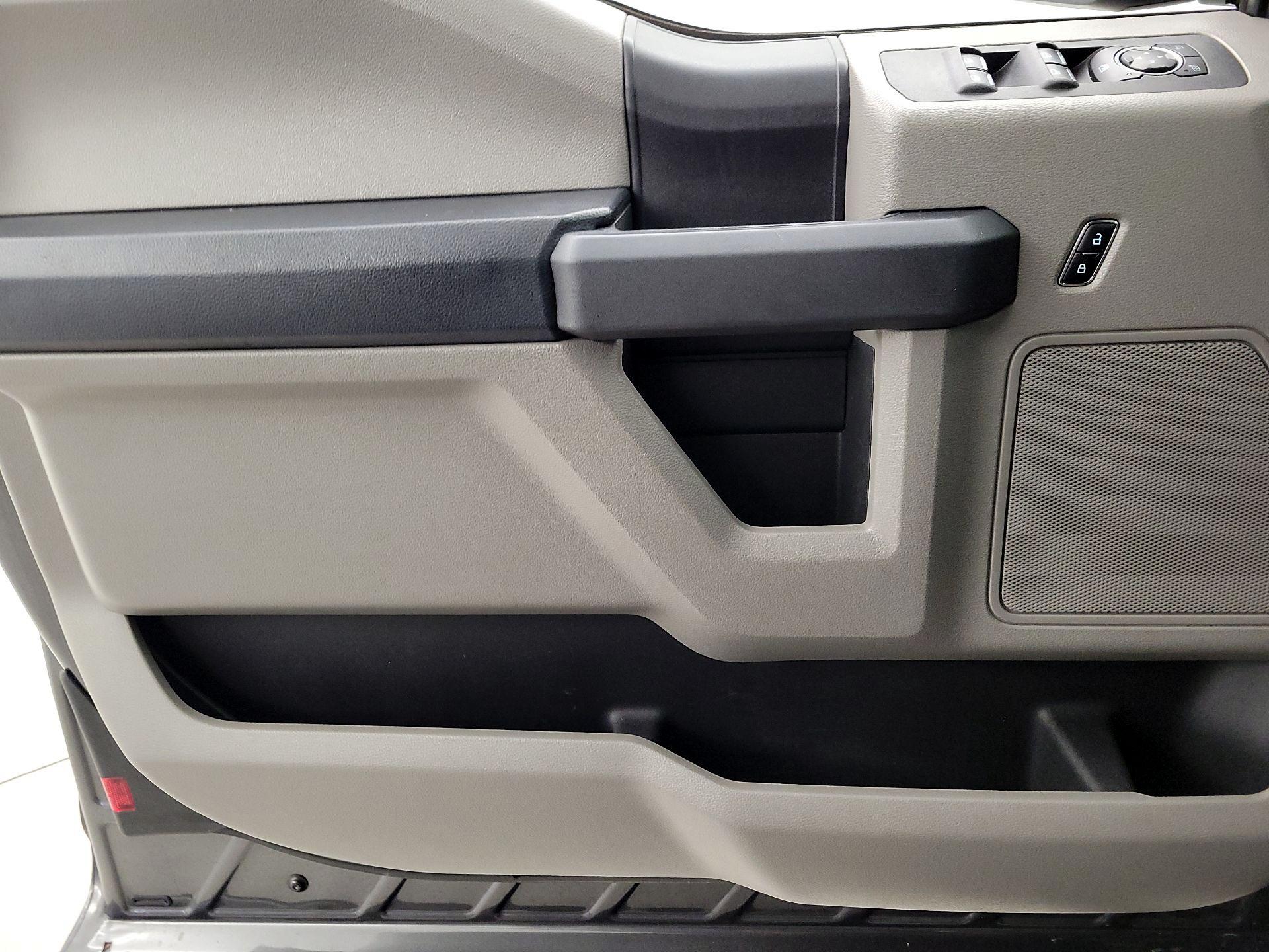 Thumbnail: 2016 Ford F-150 - 12