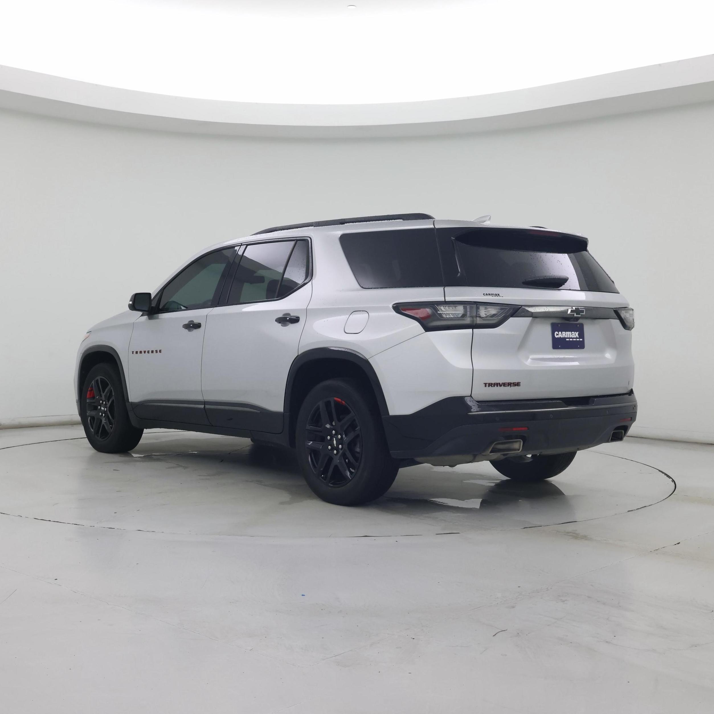 Thumbnail: 2021 Chevrolet Traverse - 2