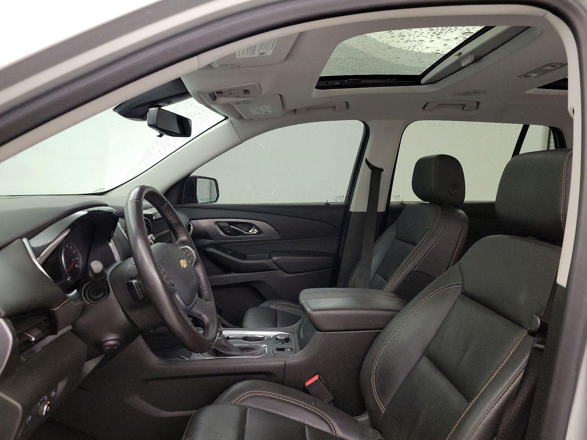 Thumbnail: 2021 Chevrolet Traverse - 19