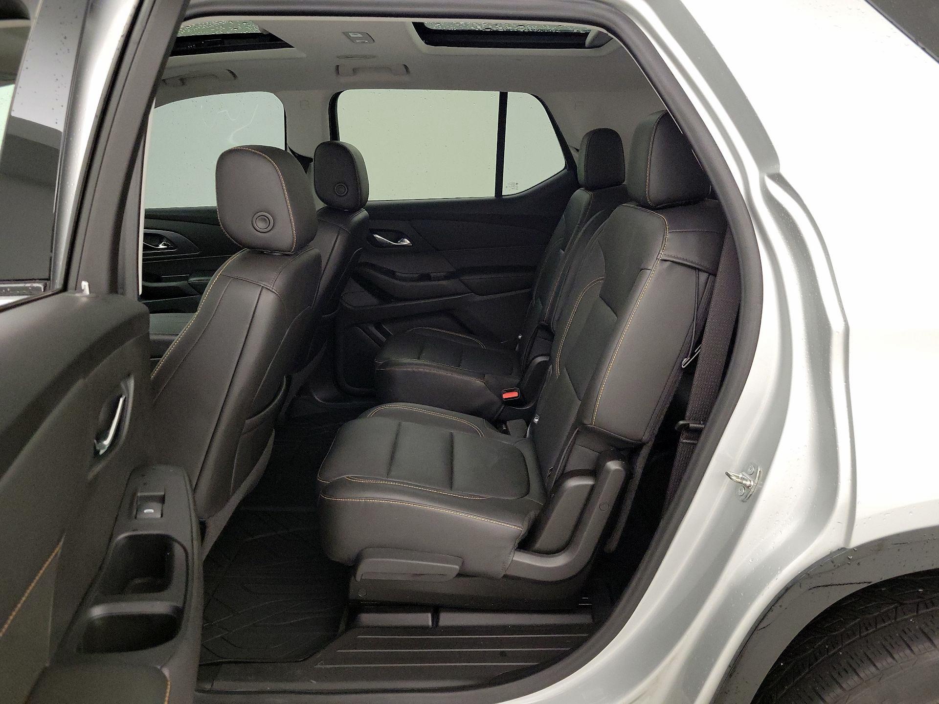 Thumbnail: 2021 Chevrolet Traverse - 20