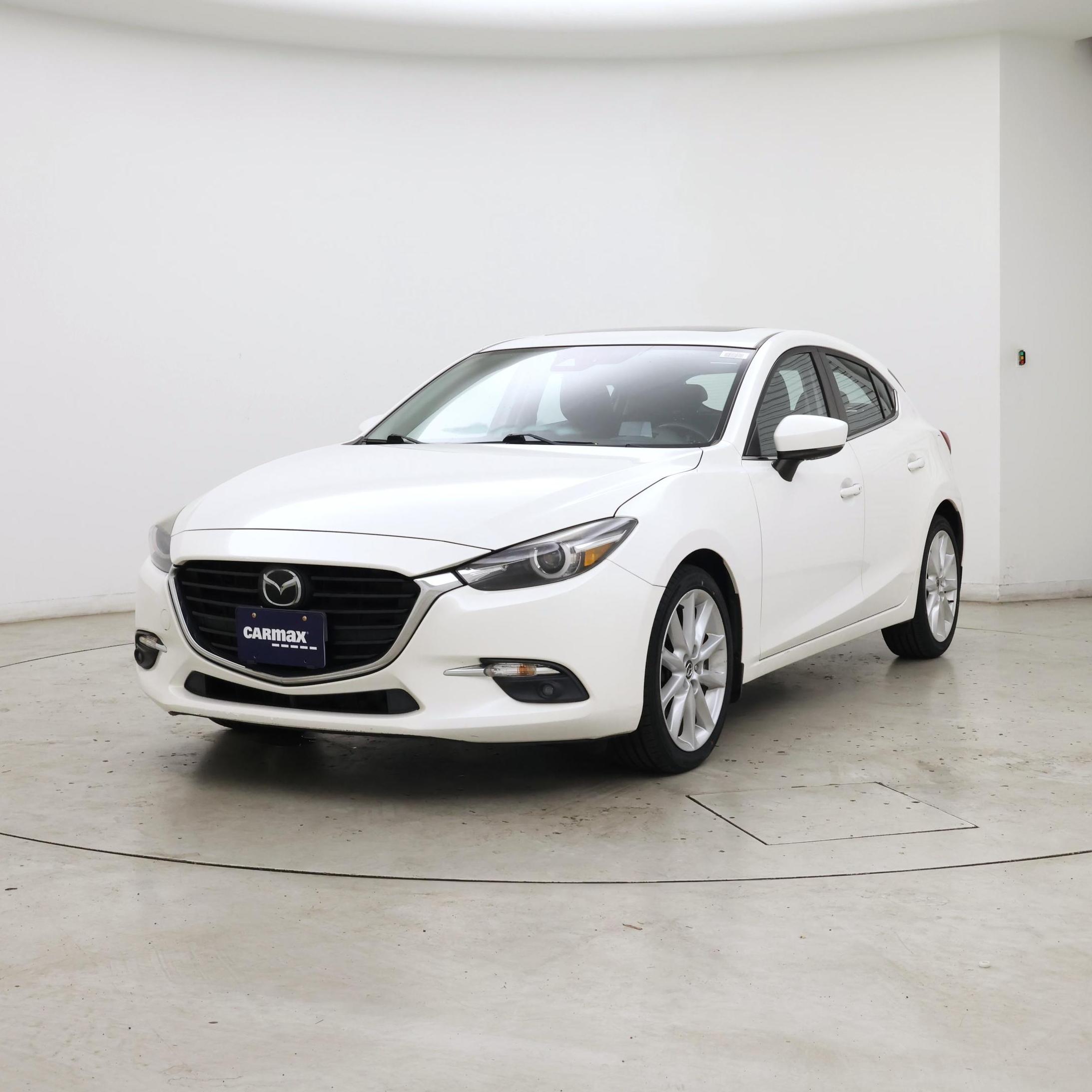 Thumbnail: 2017 Mazda Mazda3 - 4