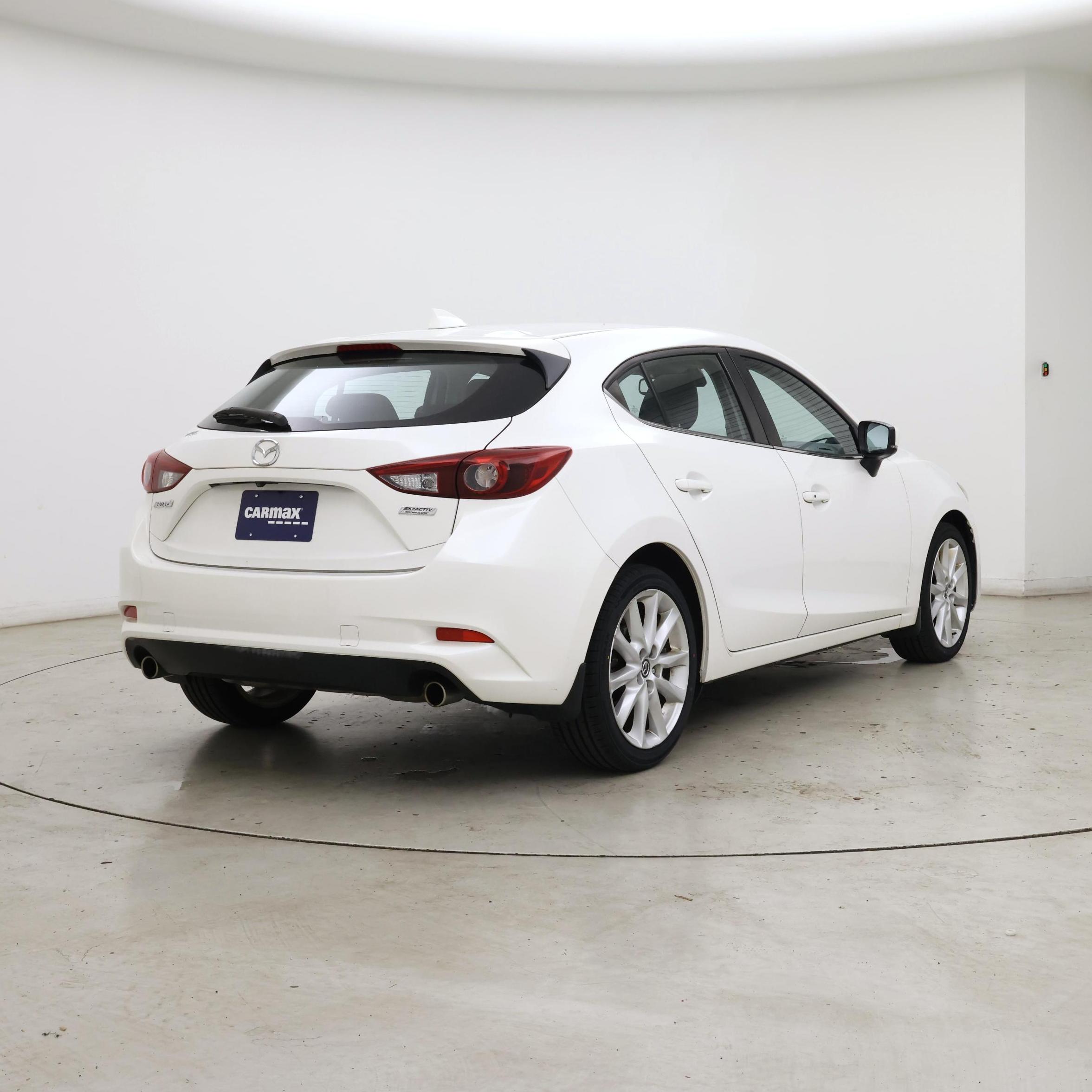 Thumbnail: 2017 Mazda Mazda3 - 8