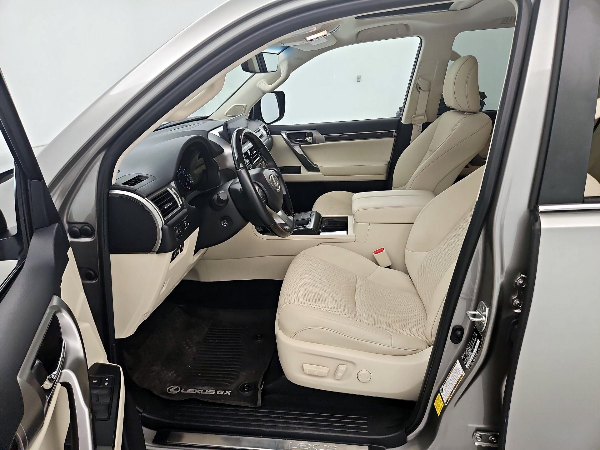 Thumbnail: 2023 Lexus GX - 11
