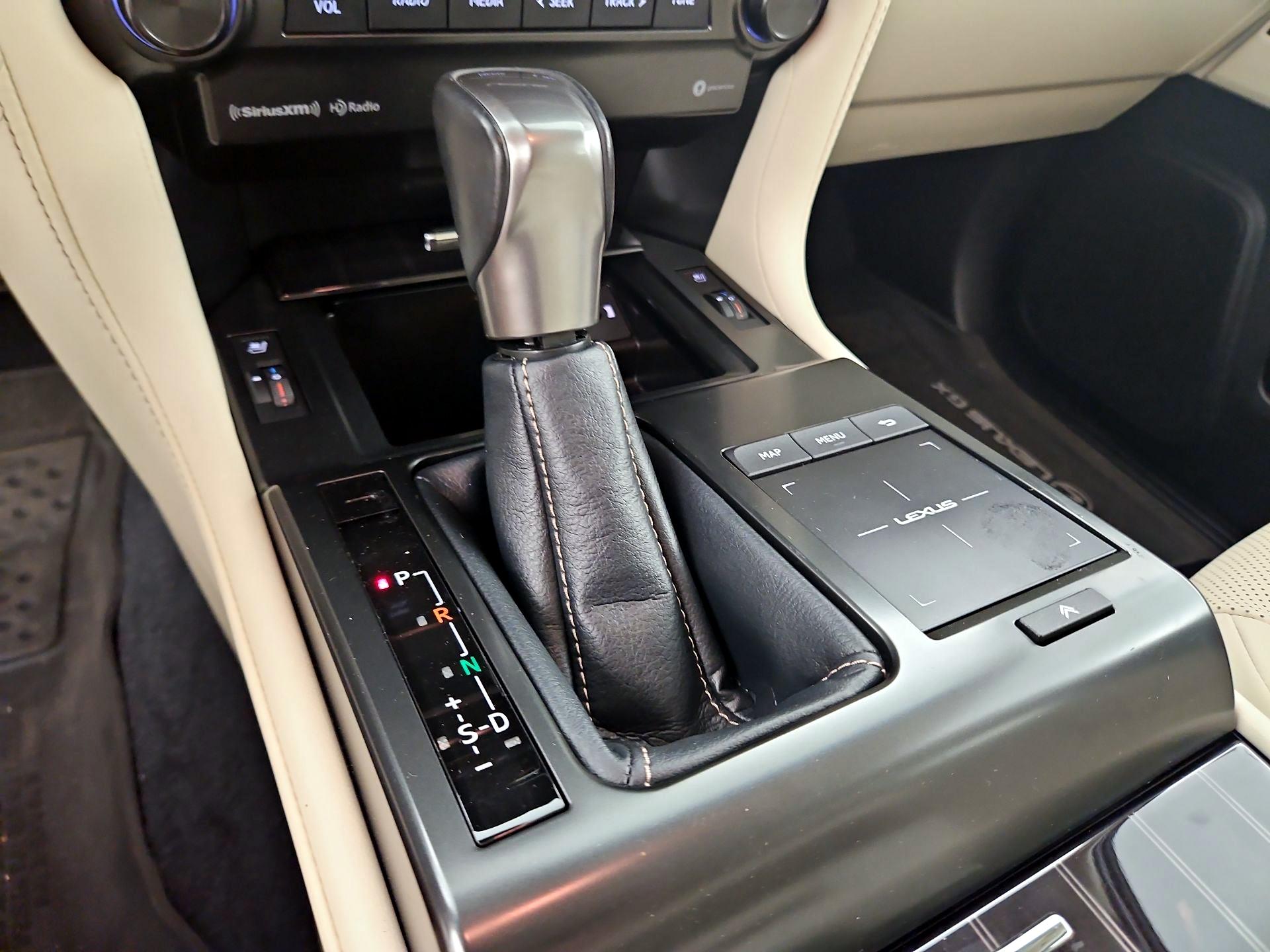 Thumbnail: 2023 Lexus GX - 18