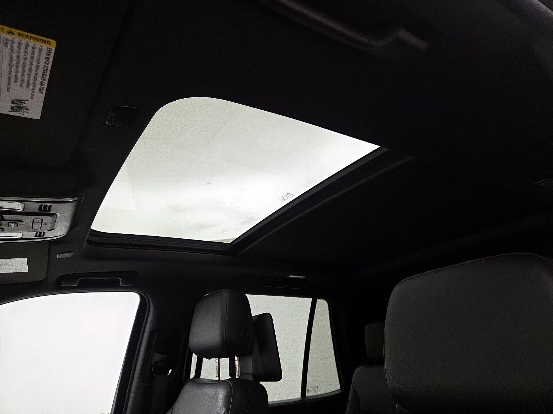 Thumbnail: 2022 Chevrolet Tahoe - 19