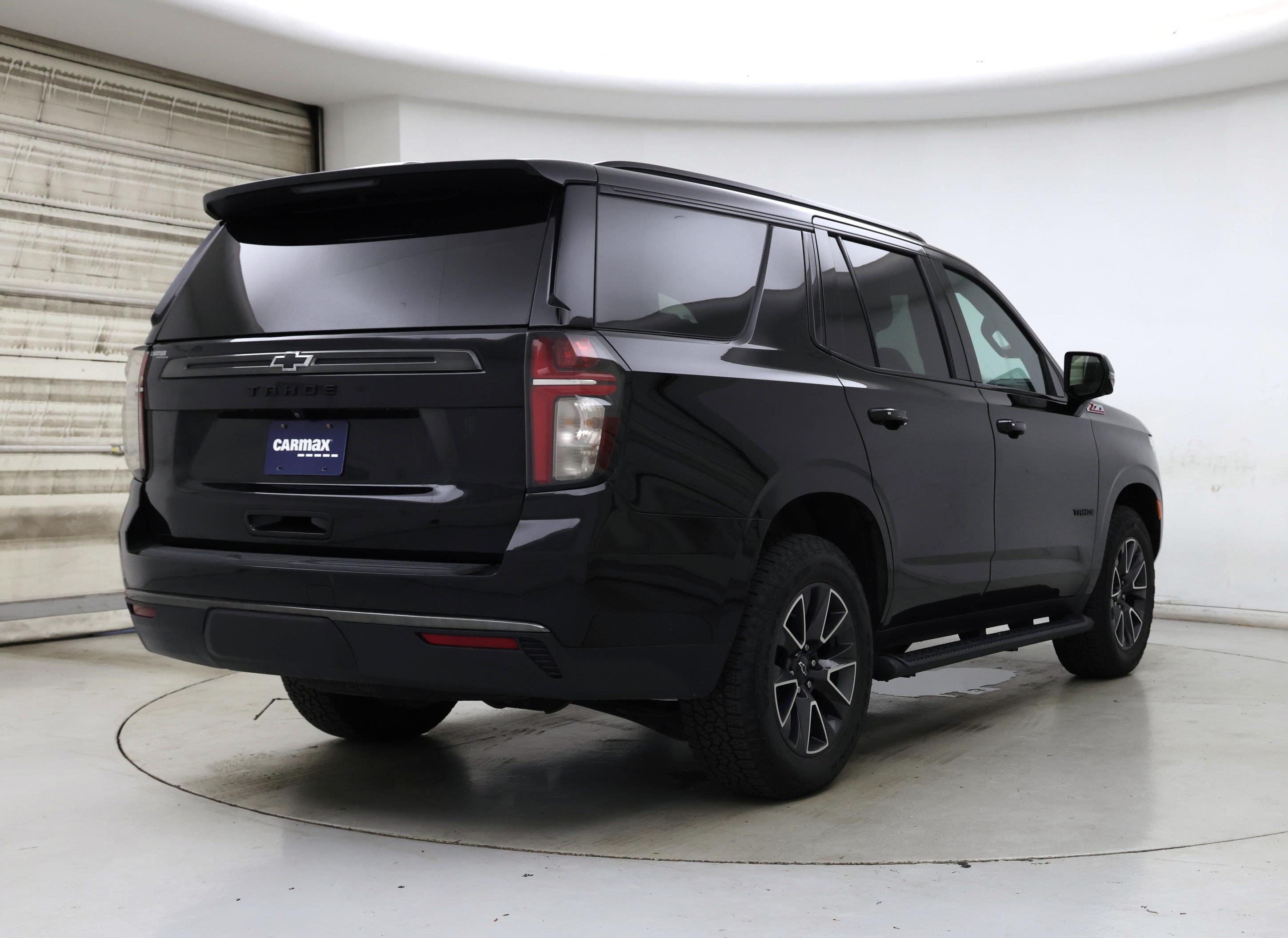 Thumbnail: 2022 Chevrolet Tahoe - 8