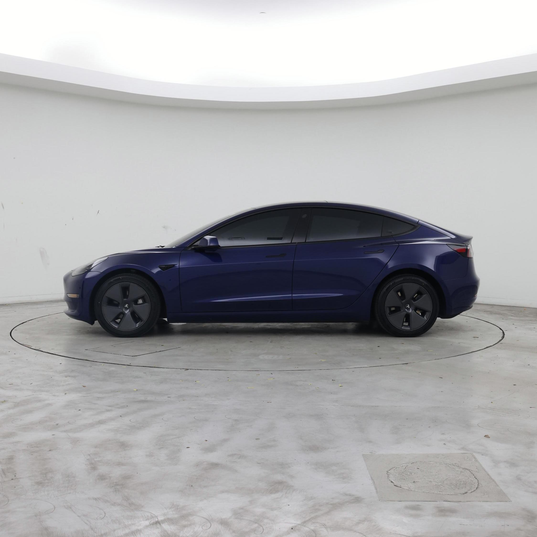 Thumbnail: 2023 Tesla Model 3 - 3