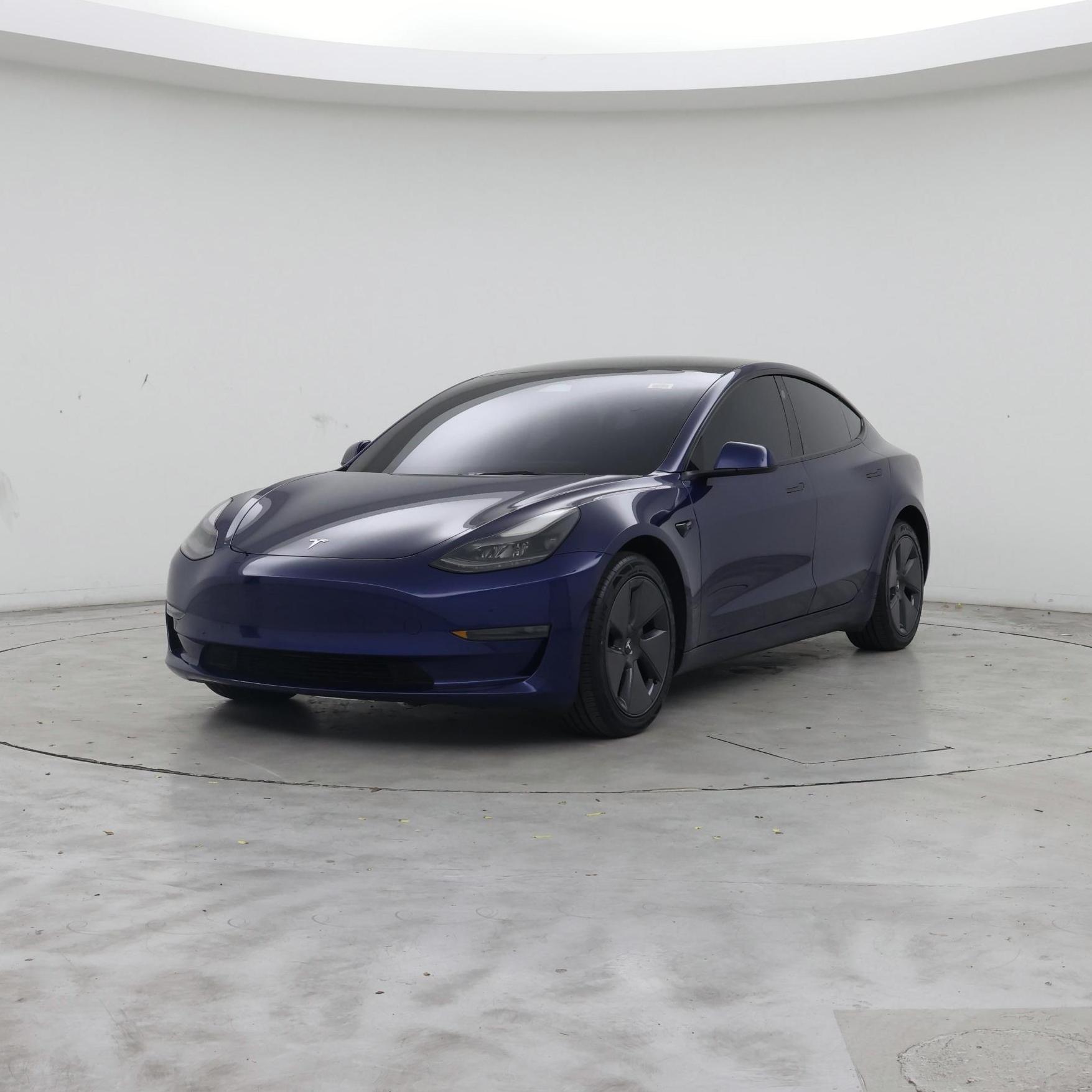 Thumbnail: 2023 Tesla Model 3 - 4