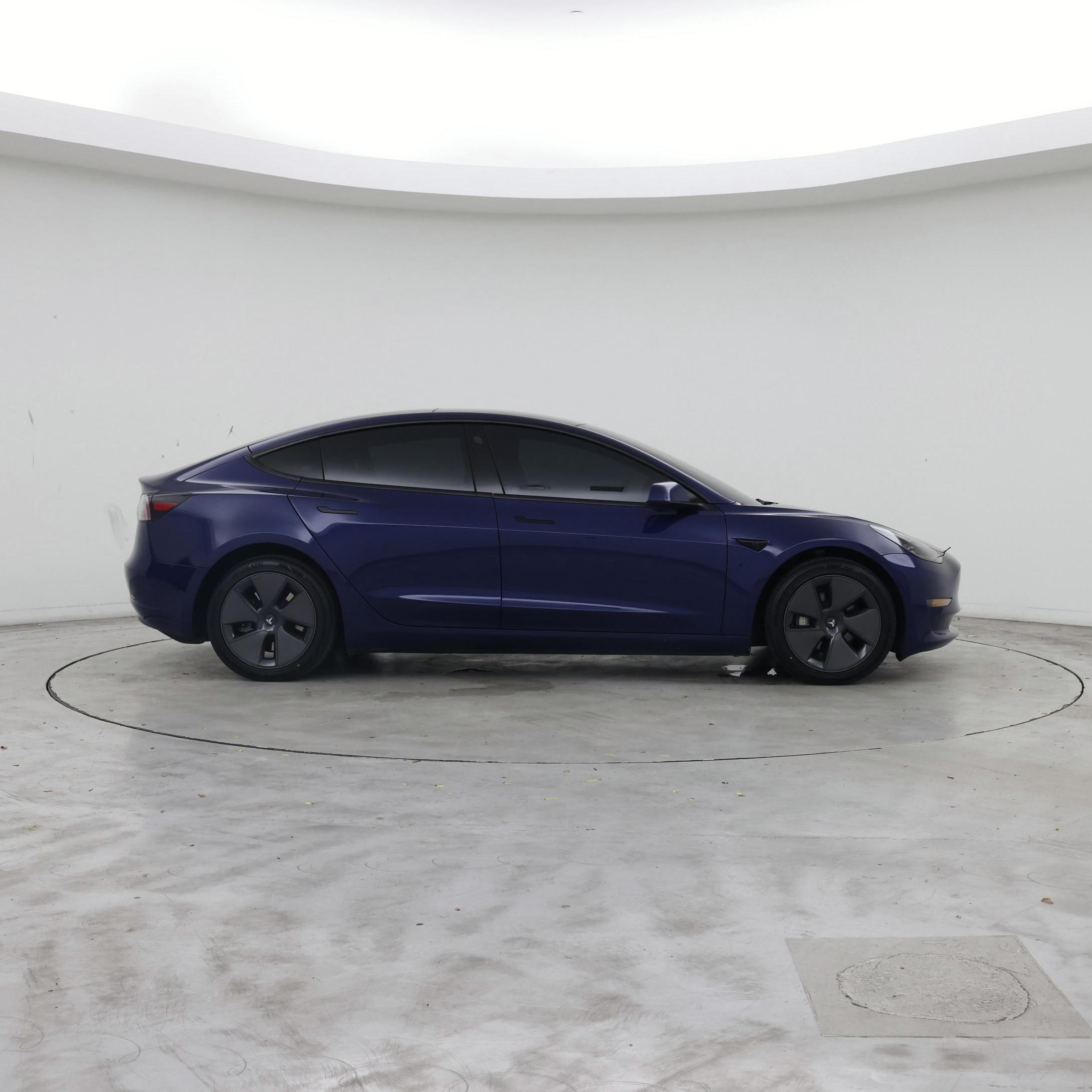 Thumbnail: 2023 Tesla Model 3 - 7