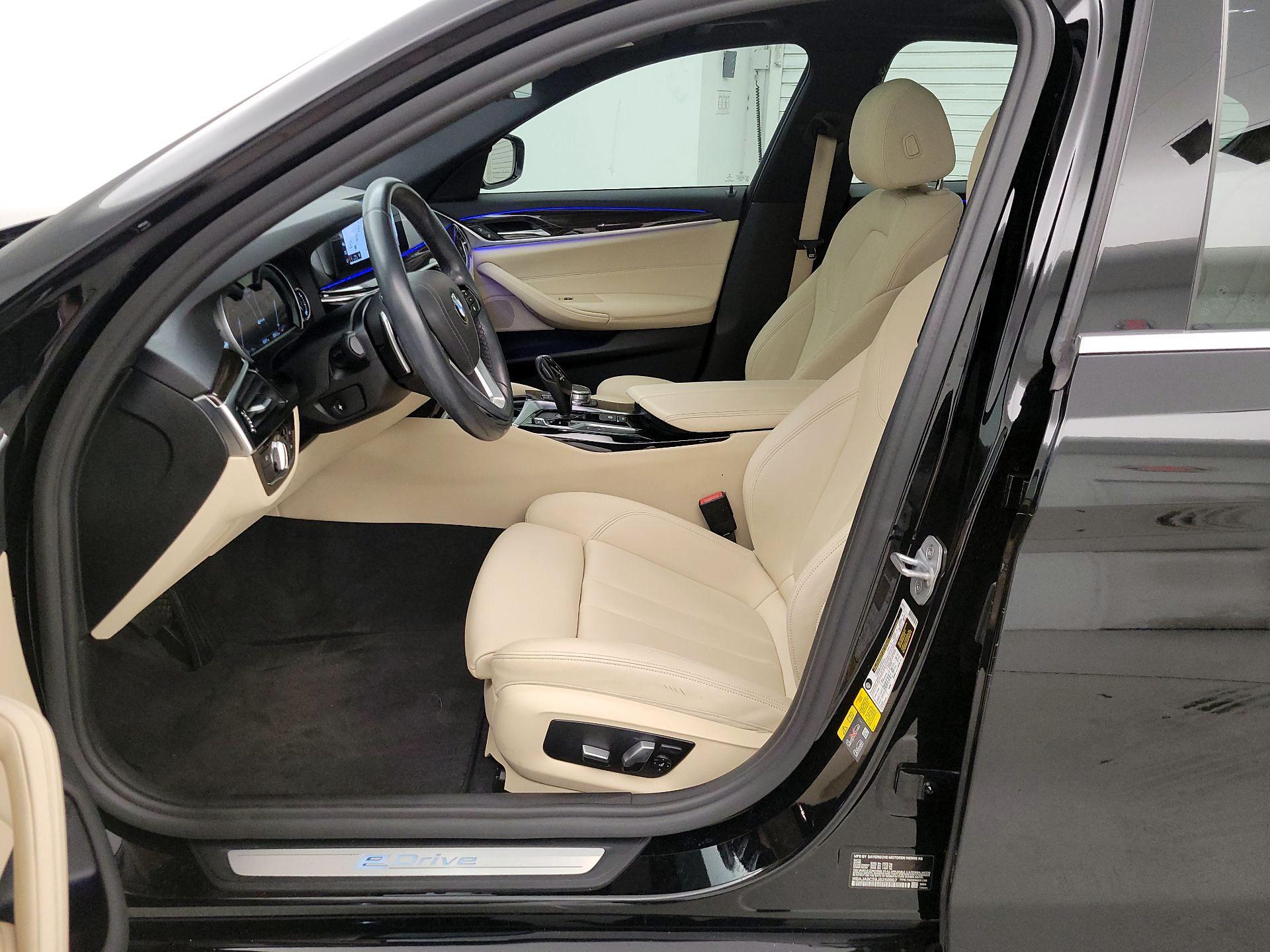 Thumbnail: 2018 BMW 5 Series - 11
