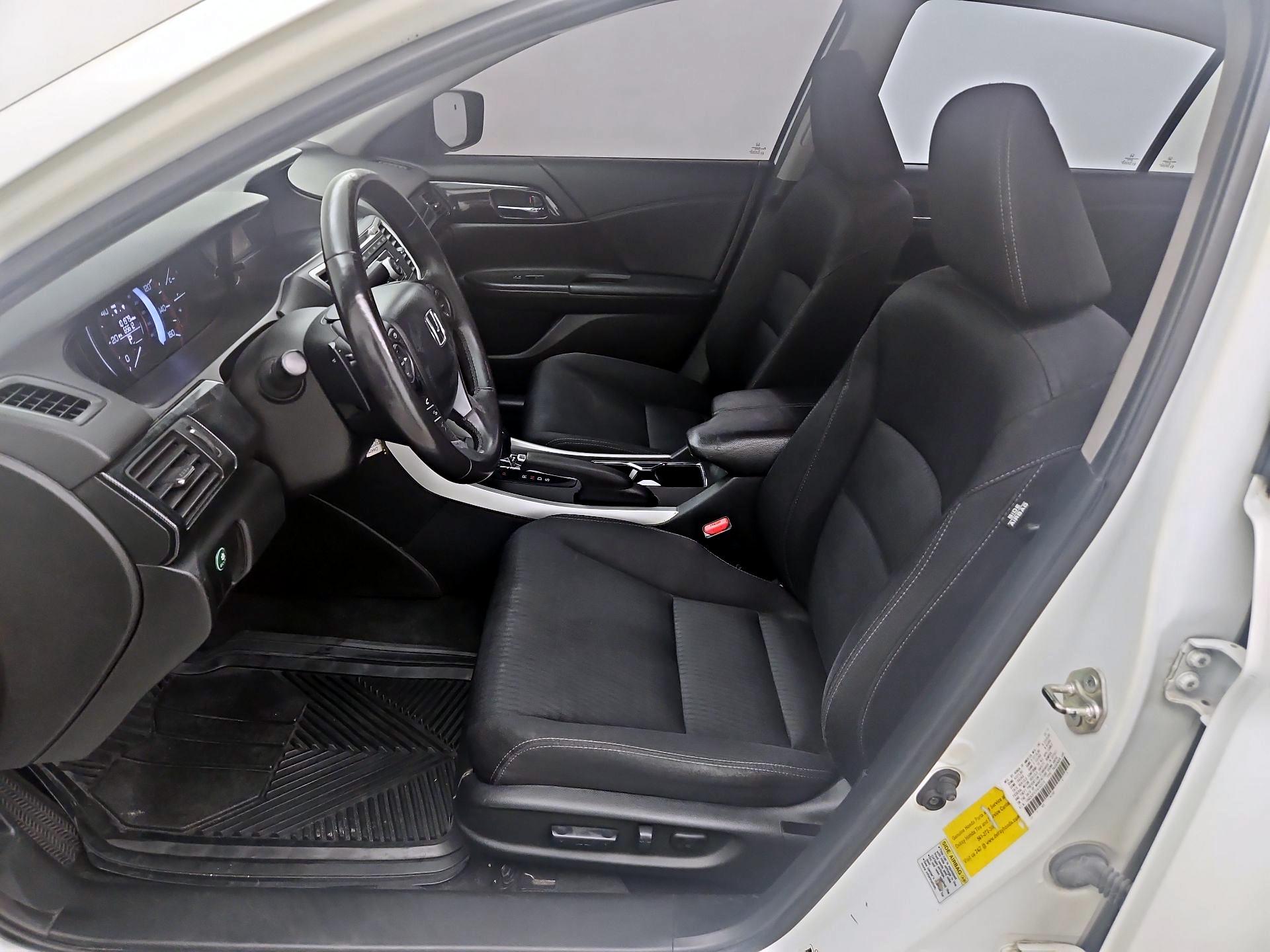 Thumbnail: 2015 Honda Accord - 11